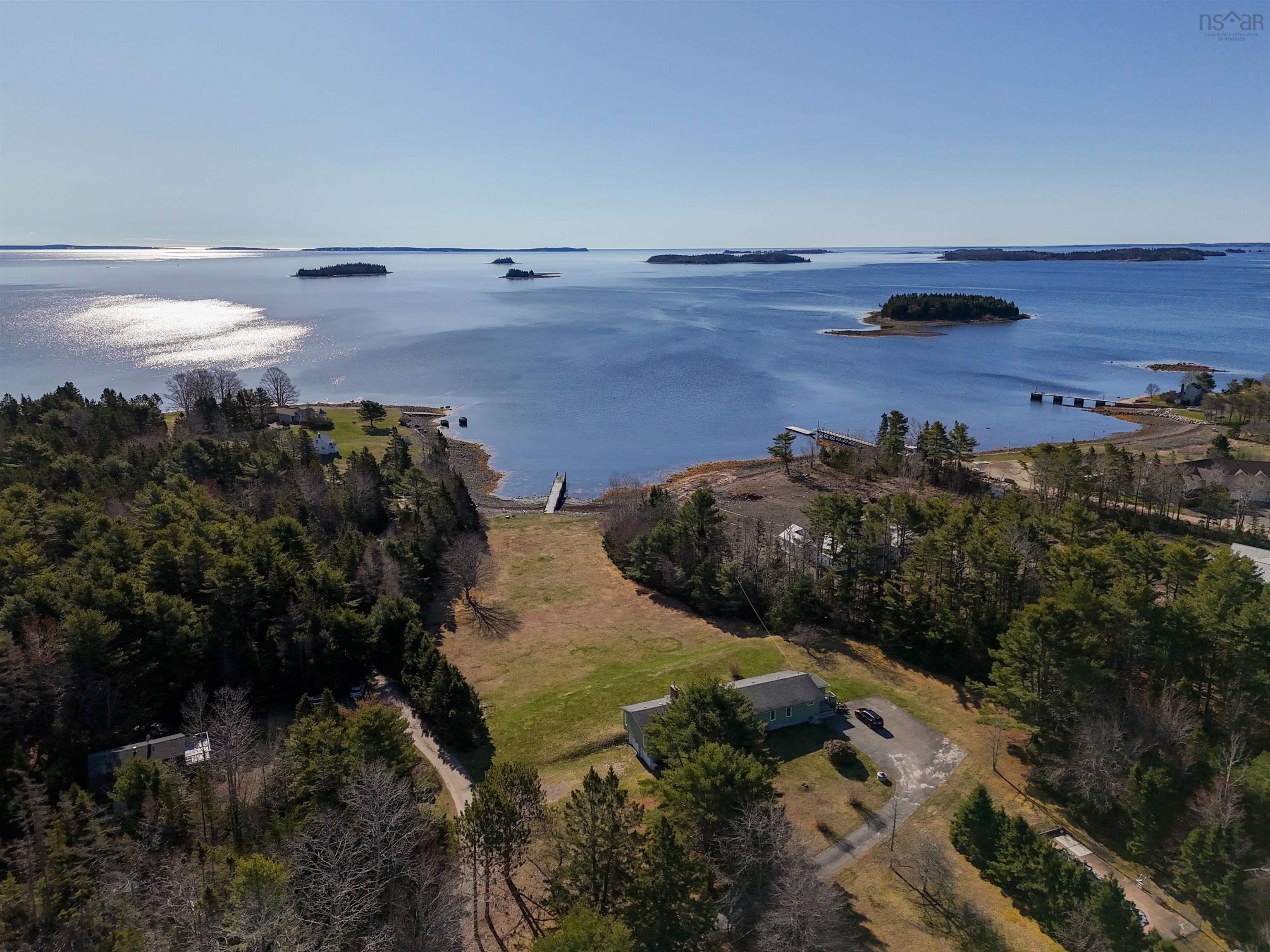 $1,275,000.00: 14 & 15 Murry Road, Martins Point