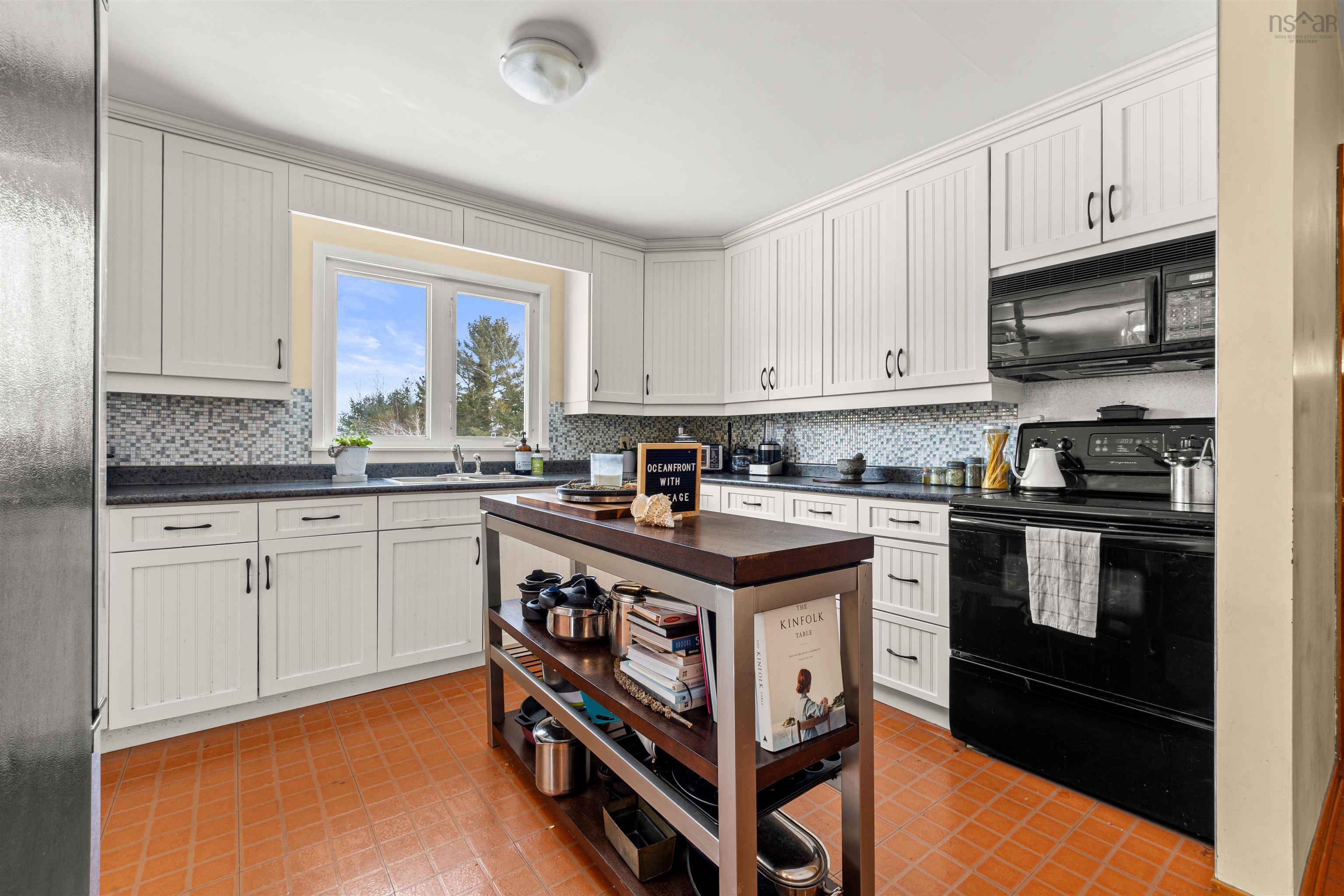 $1,275,000.00: 14 & 15 Murry Road, Martins Point