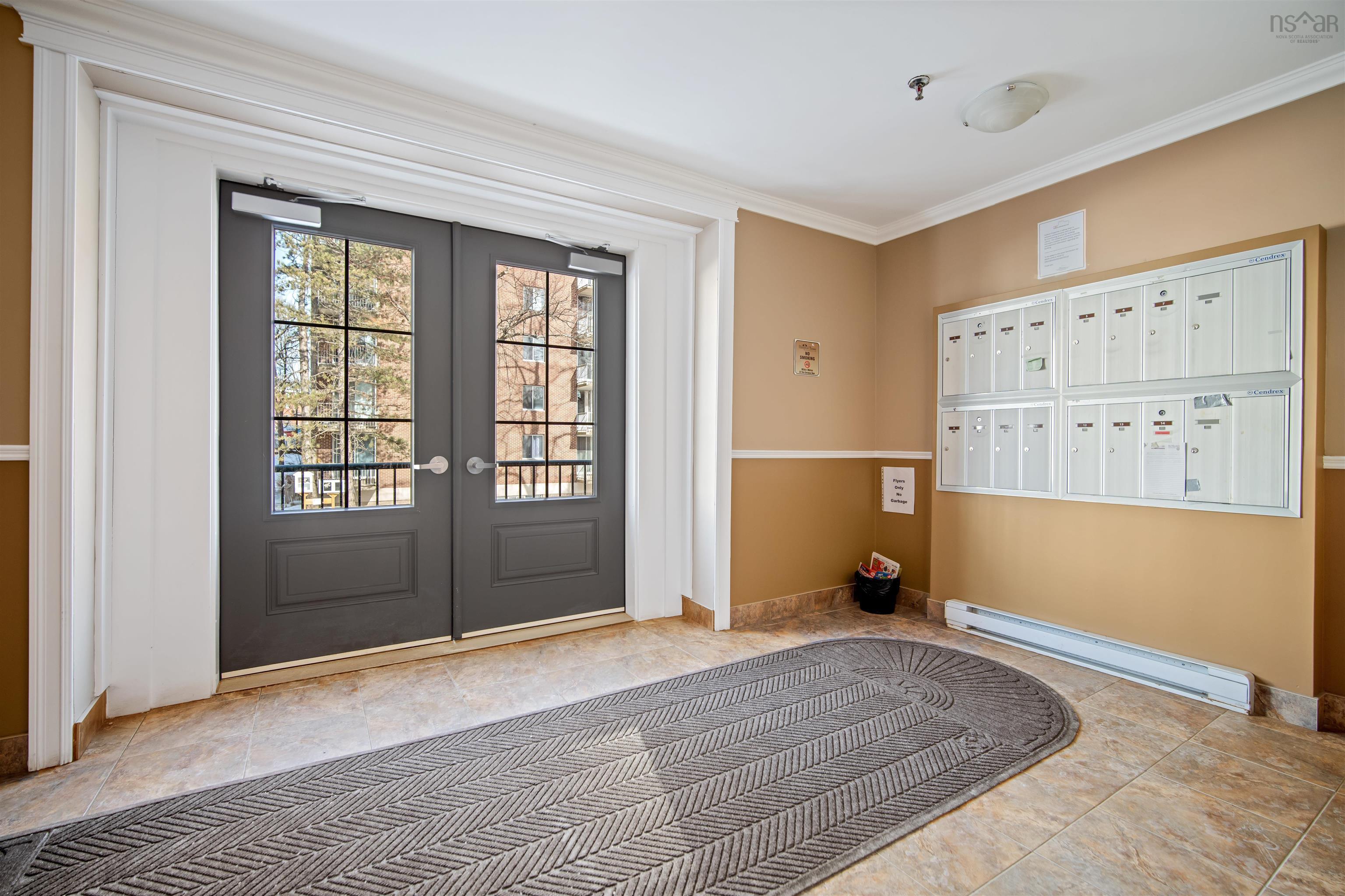 $468,000.00: 2 5444 Victoria Road, Halifax