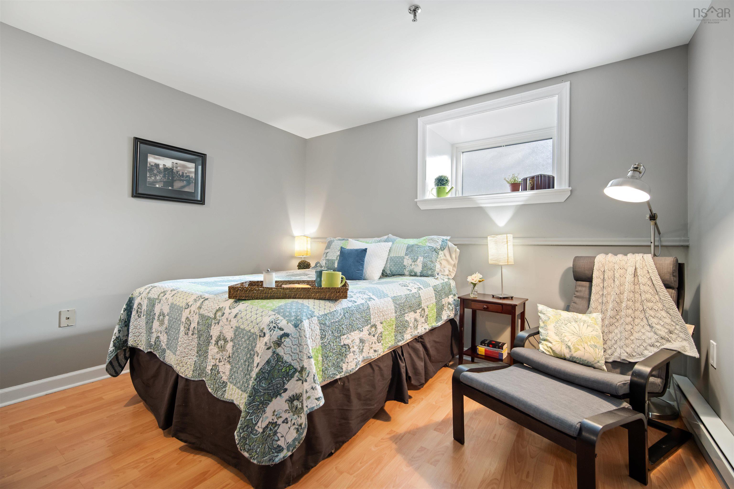 $468,000.00: 2 5444 Victoria Road, Halifax