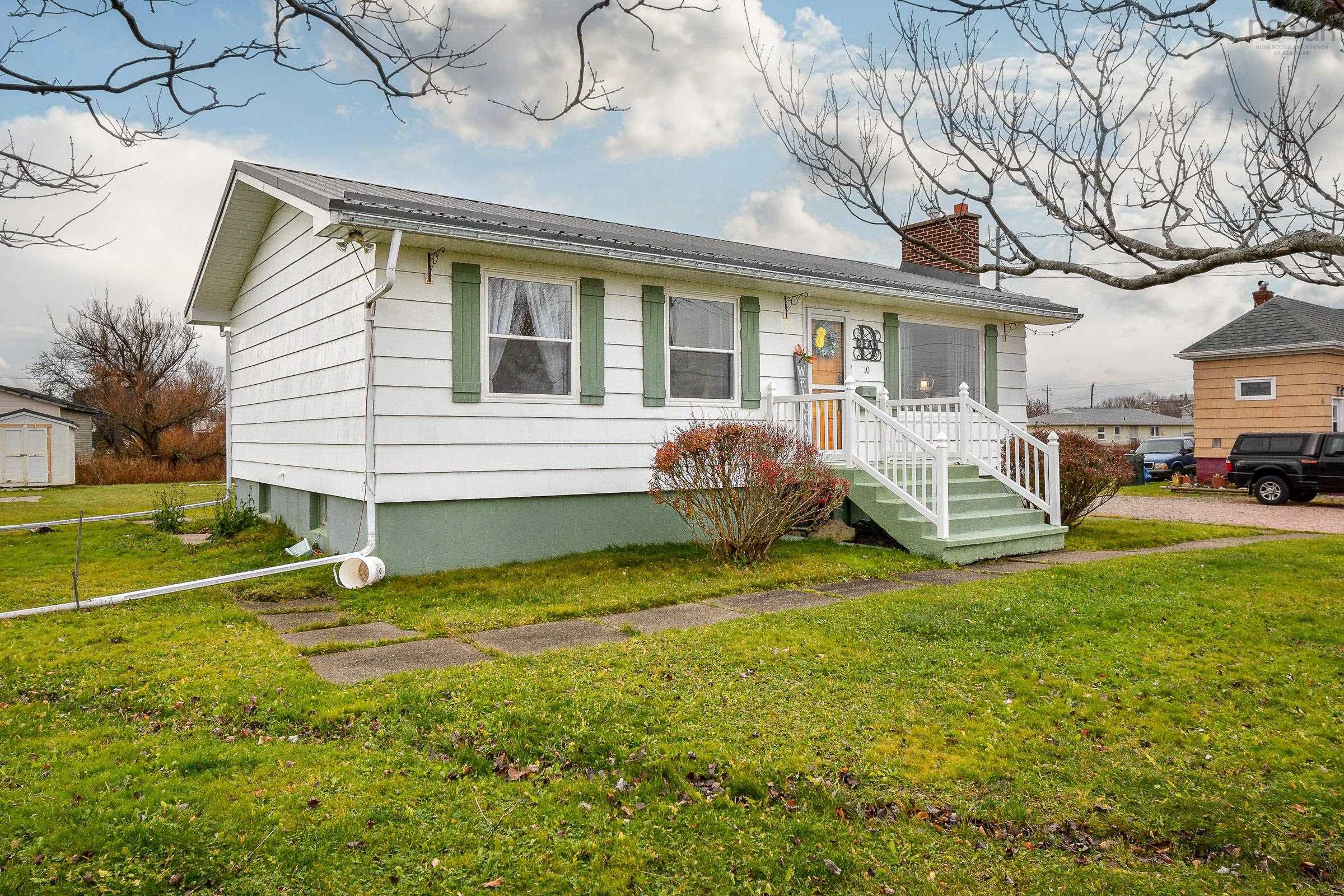 $289,900.00: 10 Mello Street, Glace Bay