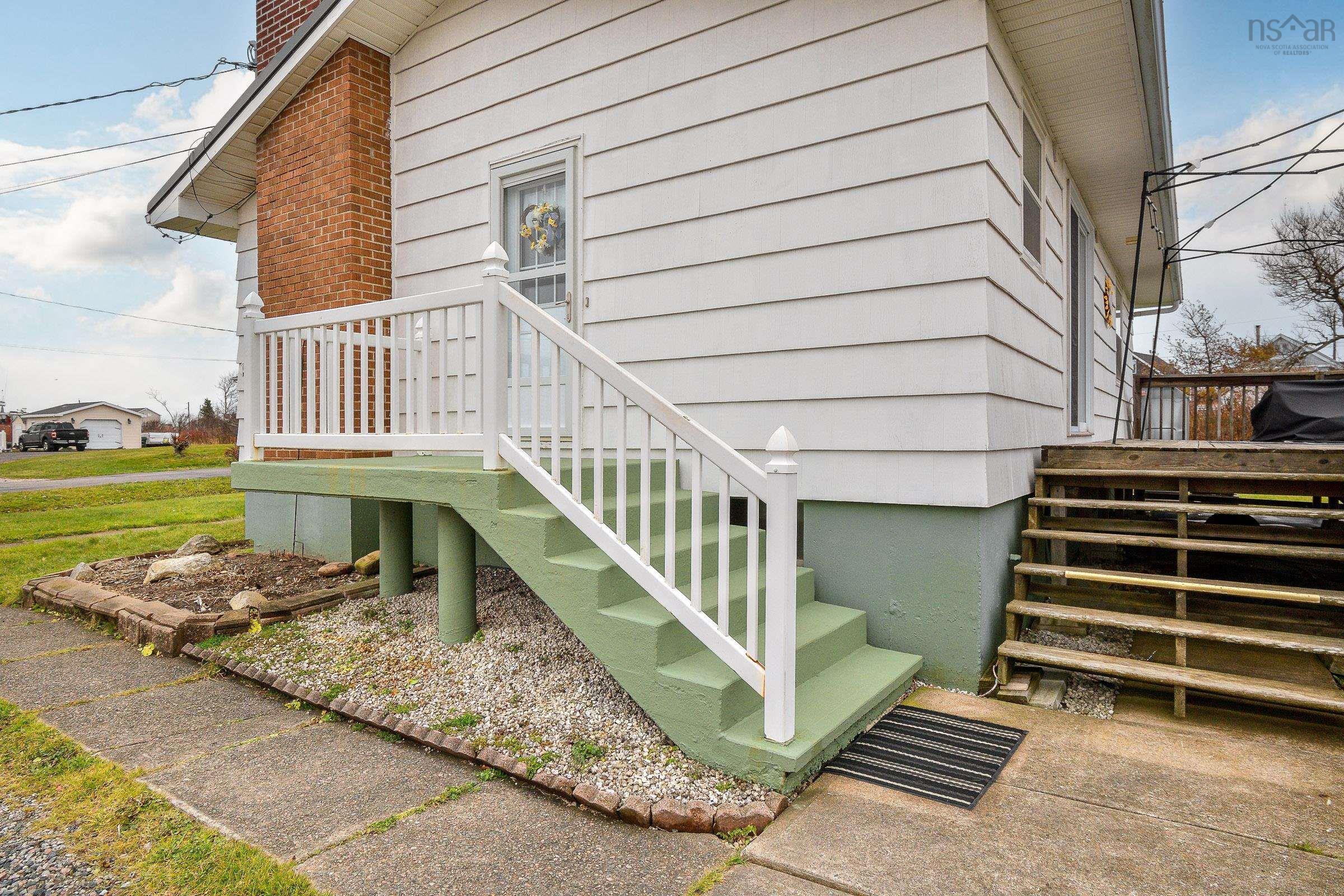 $289,900.00: 10 Mello Street, Glace Bay