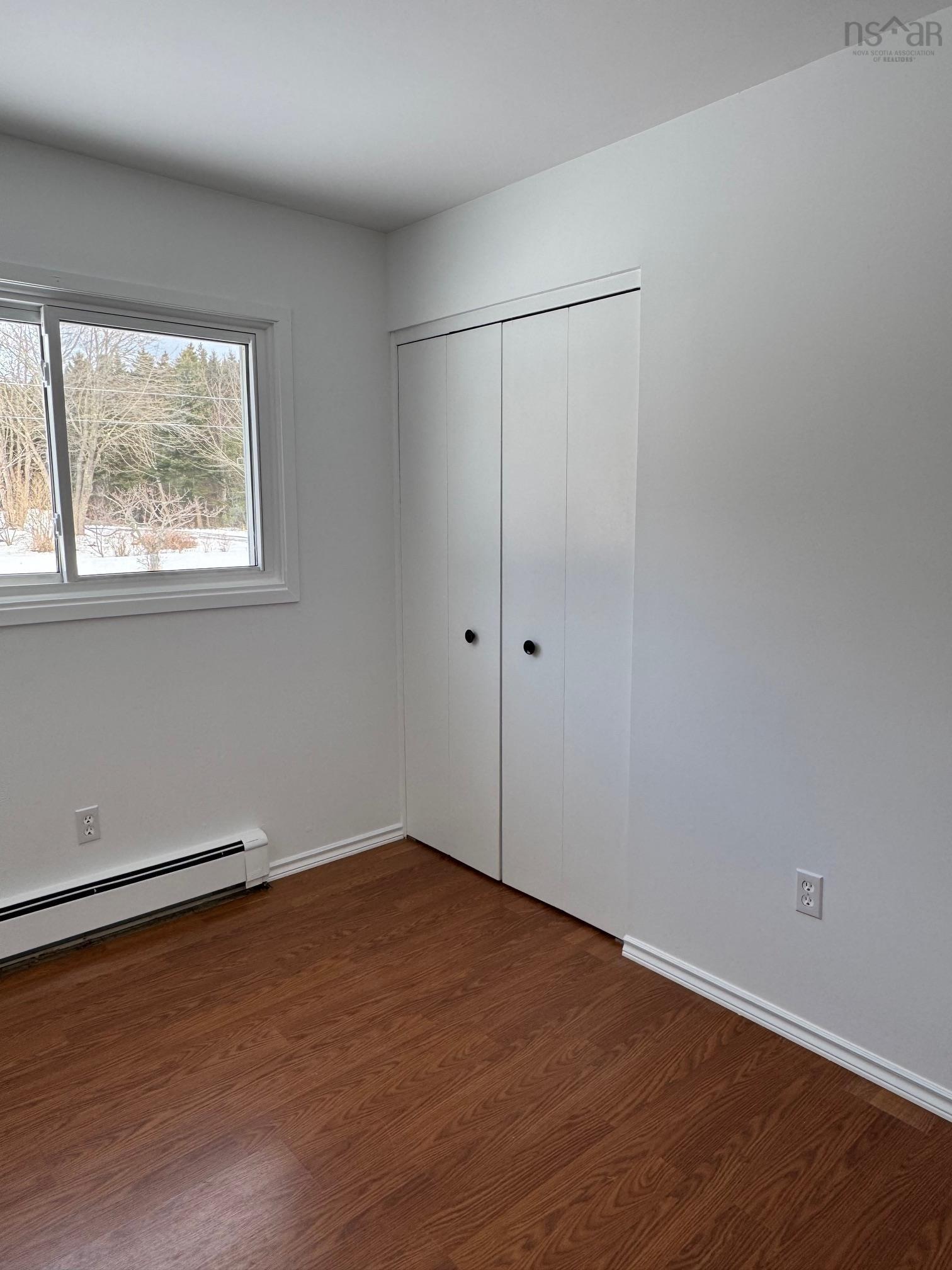 $375,000.00: 60 North Side Road, Riverport