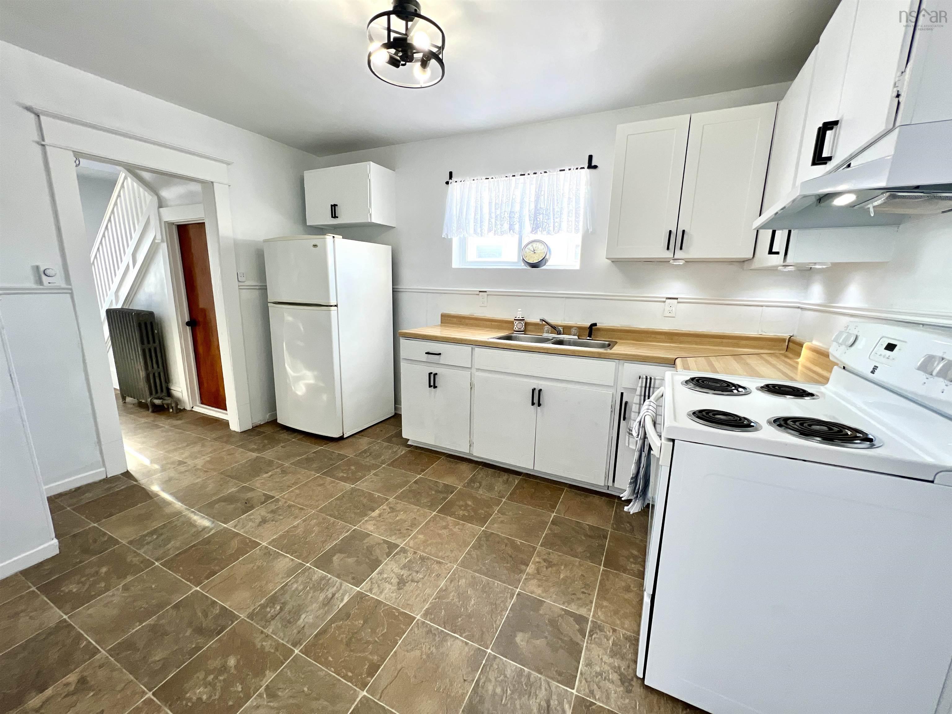 $99,900.00: 205 Brookland Street, Glace Bay