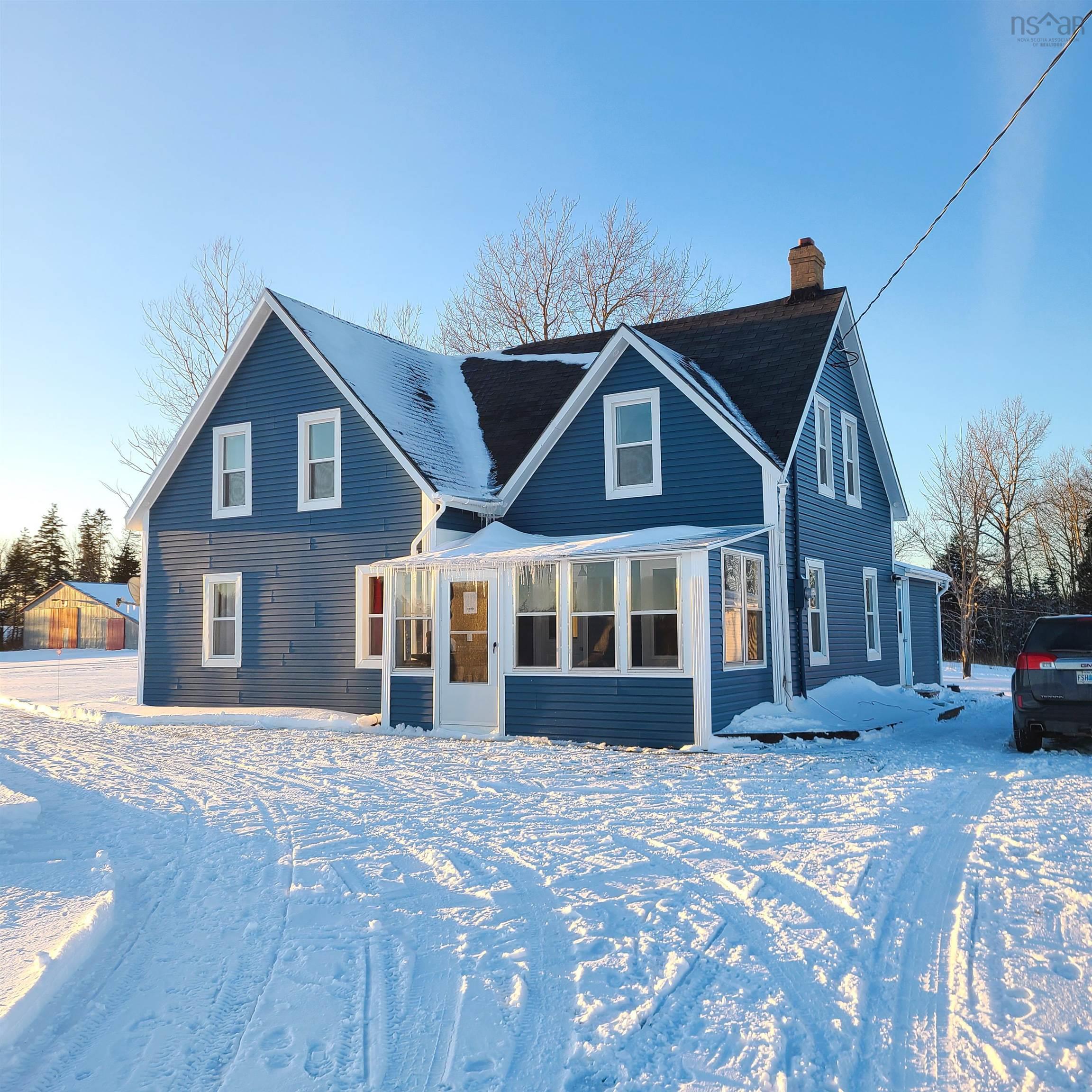 $549,000.00: 10353 Marble Mountain Road, Orangedale