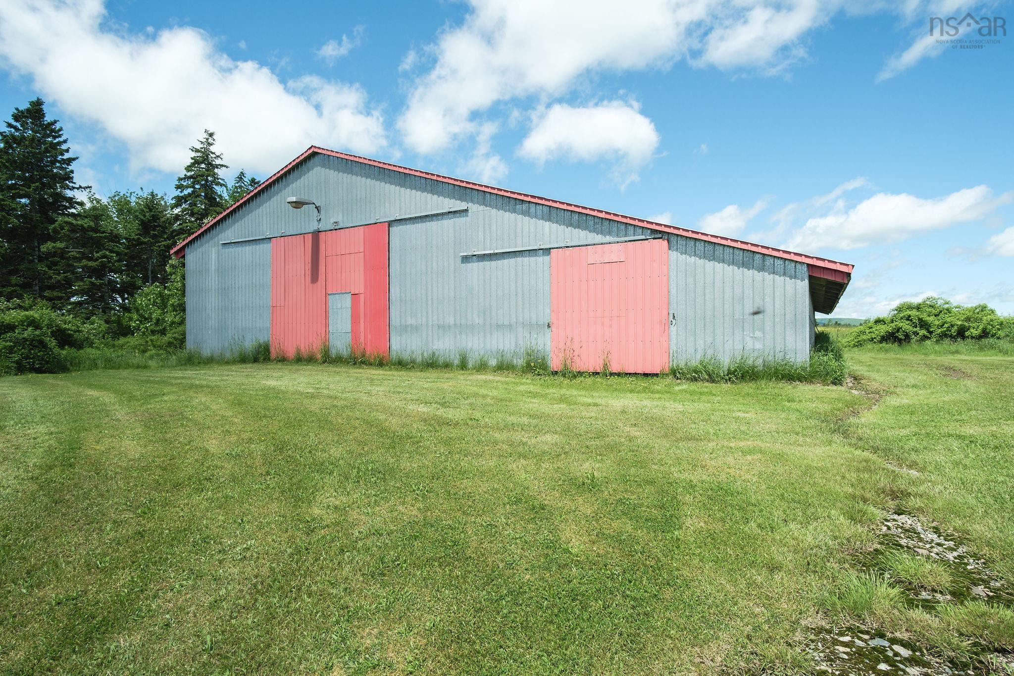$549,000.00: 10353 Marble Mountain Road, Orangedale