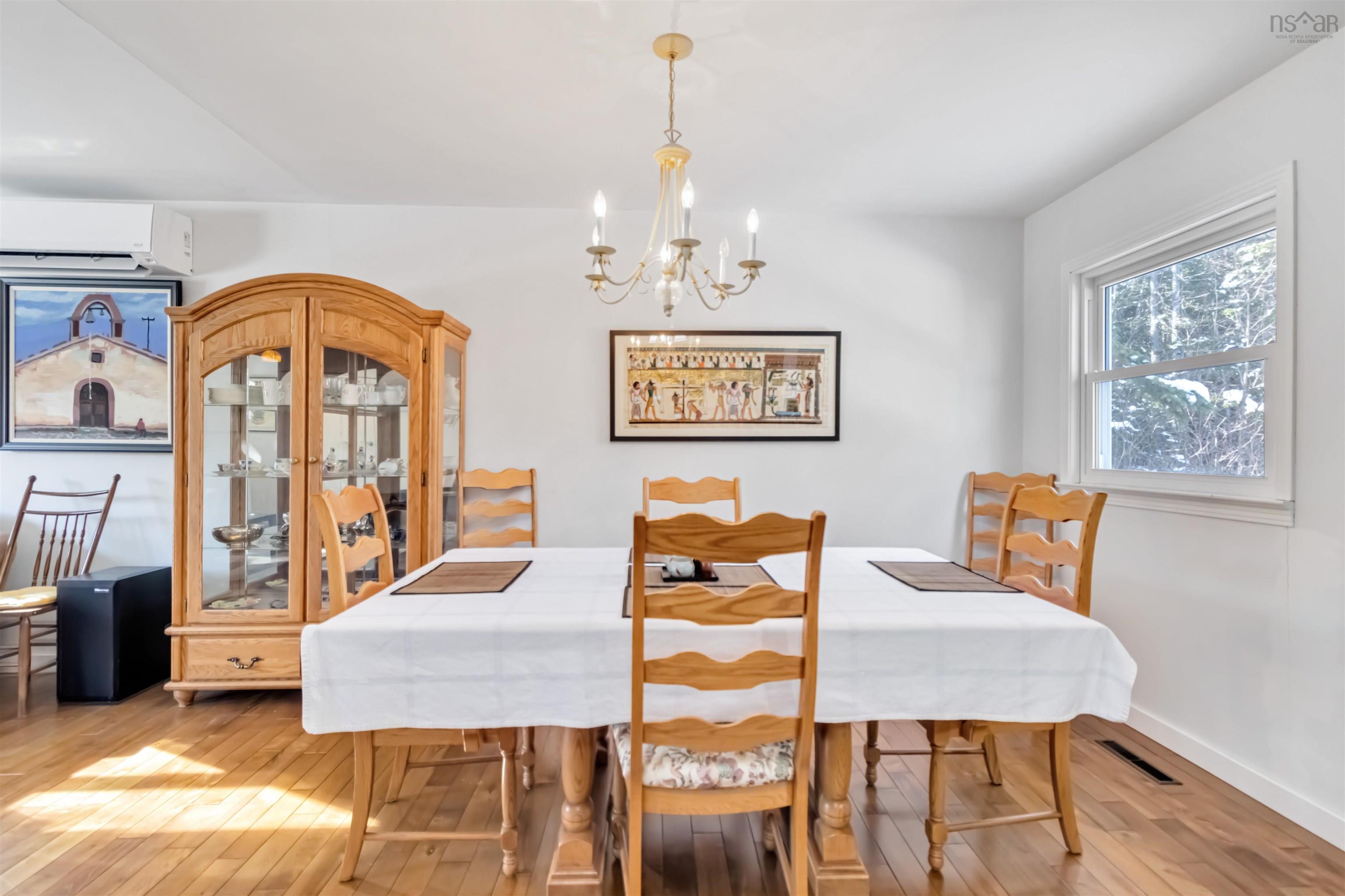 $395,000.00: 46 Highway 3, Hubbards