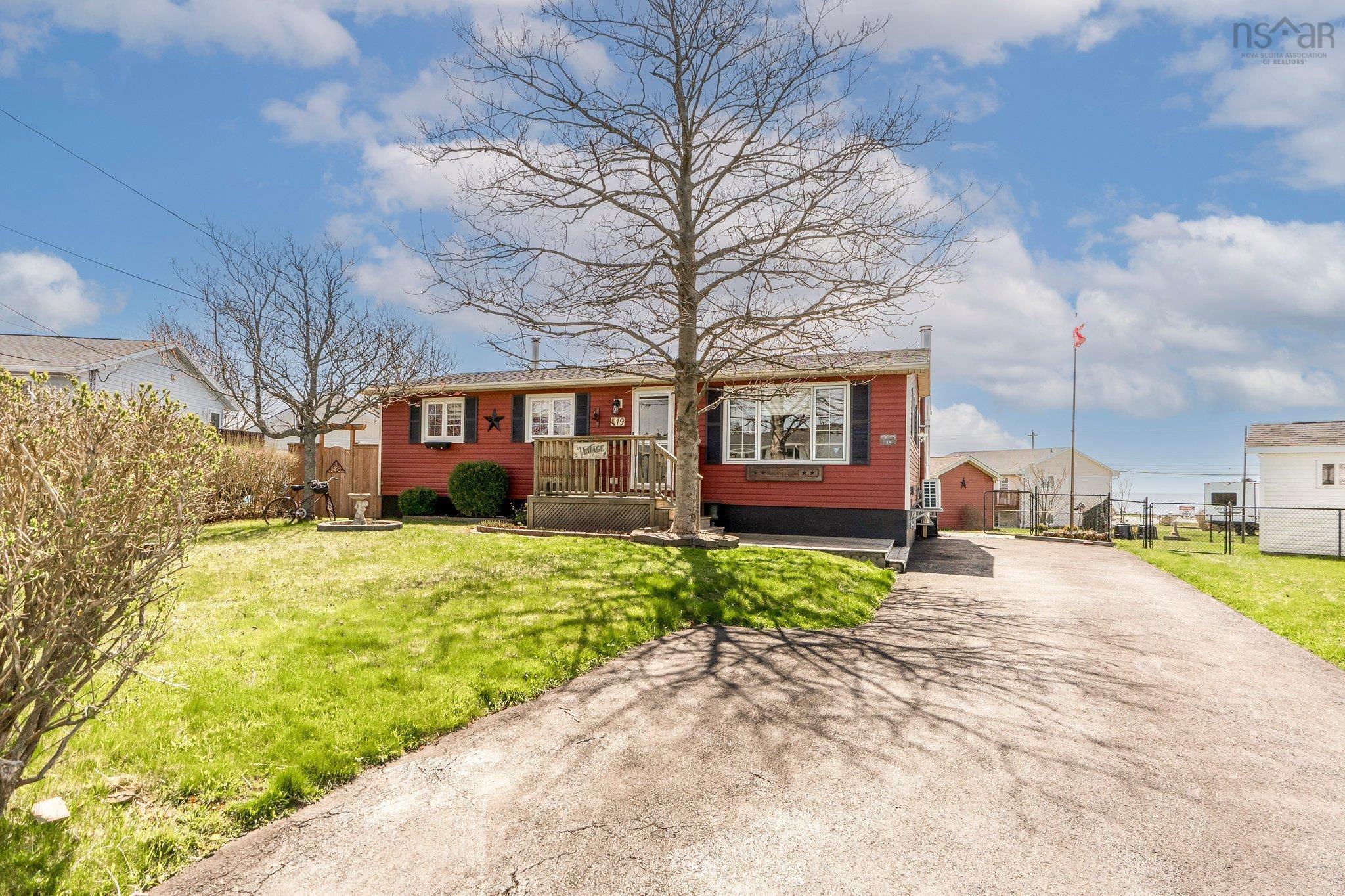 19 Sidney Crescent, Eastern Passage, NS (MLS® 202502676)