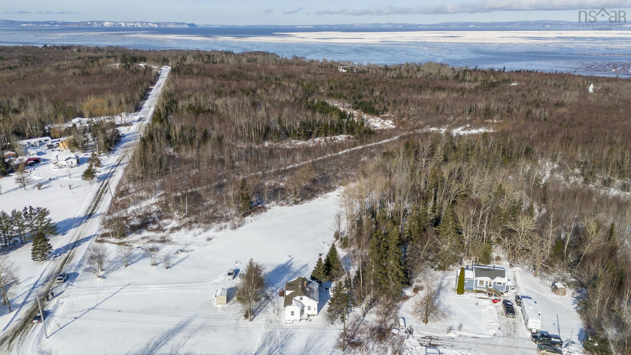$250,000.00: 8431 Highway 215, Cambridge