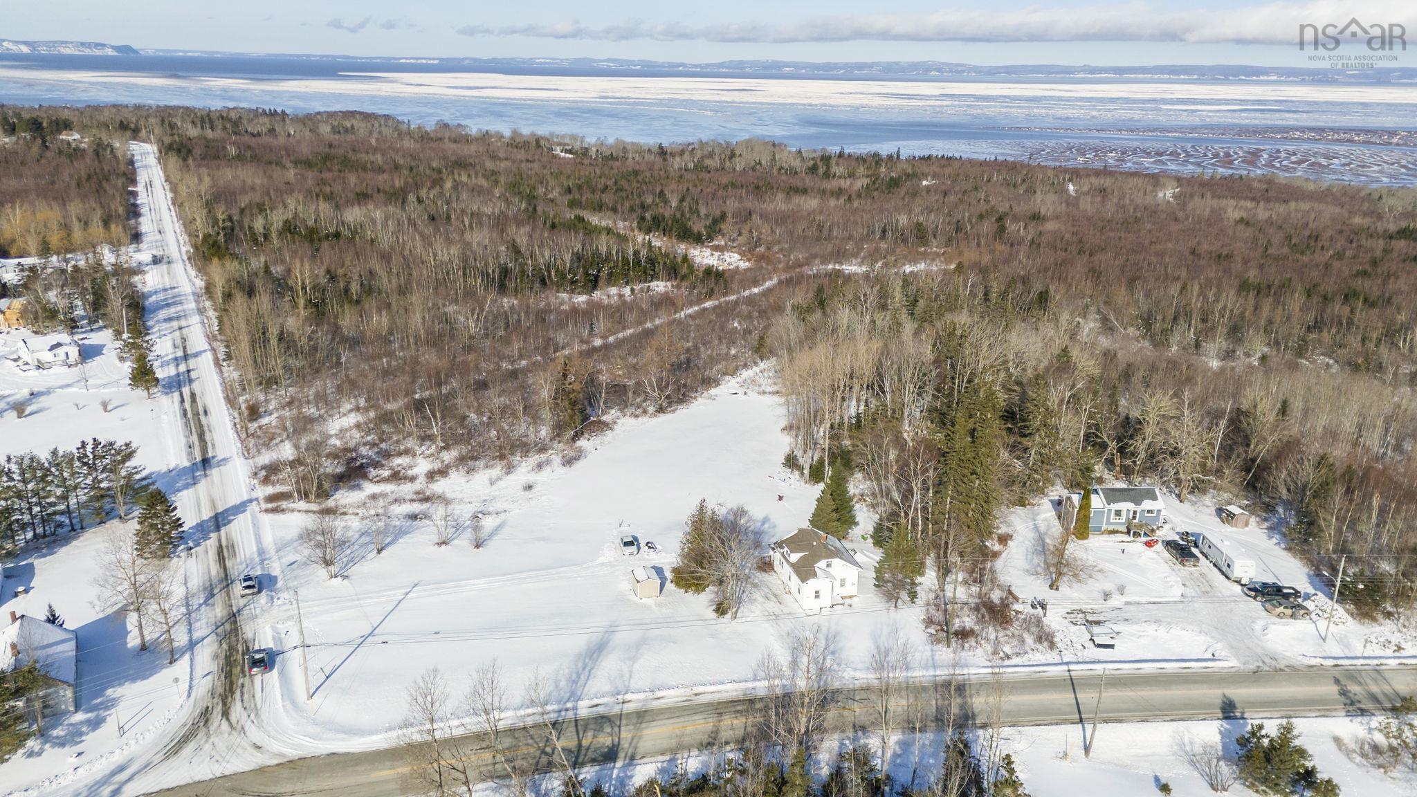 $250,000.00: 8431 Highway 215, Cambridge