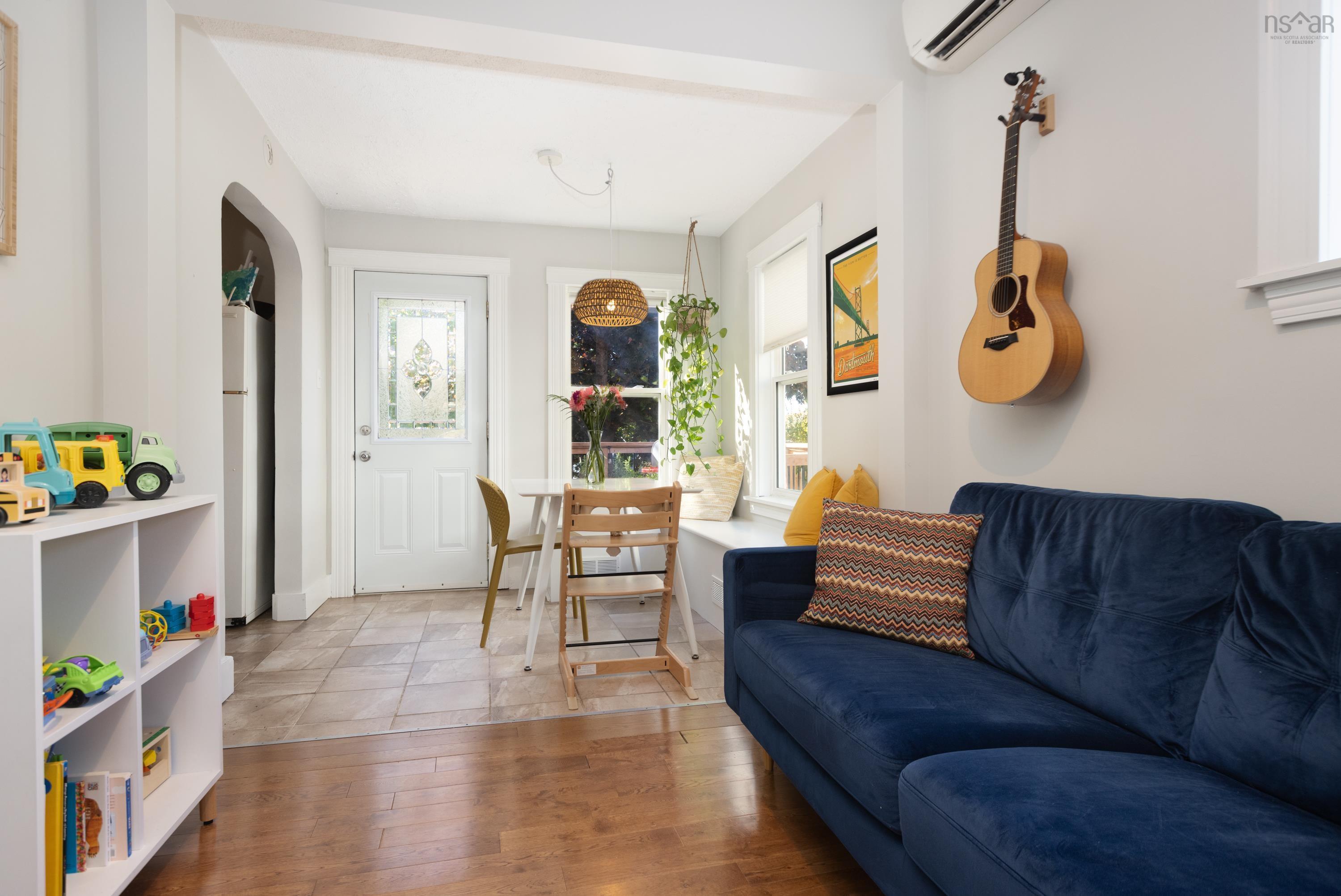 $549,900.00: 5 Summit Street, Dartmouth