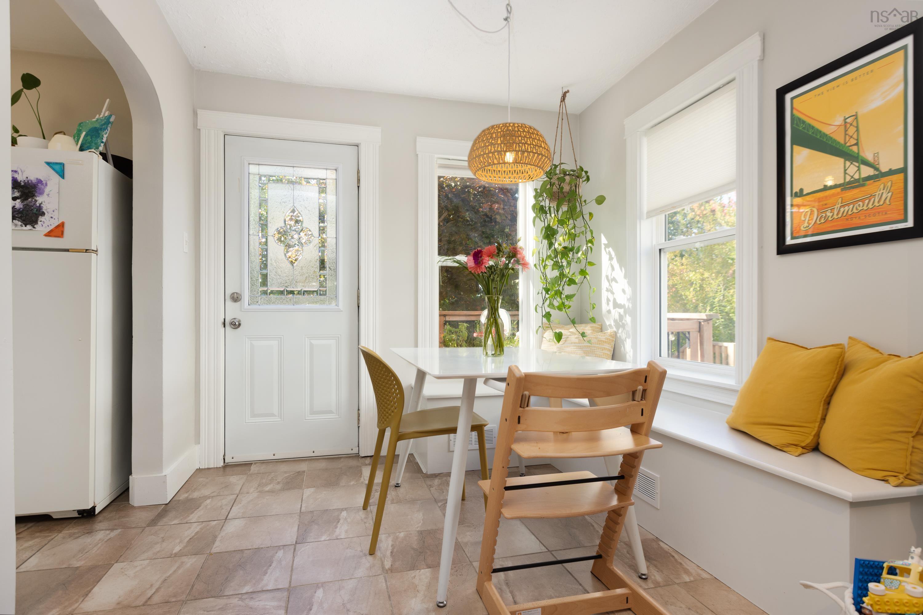 $549,900.00: 5 Summit Street, Dartmouth