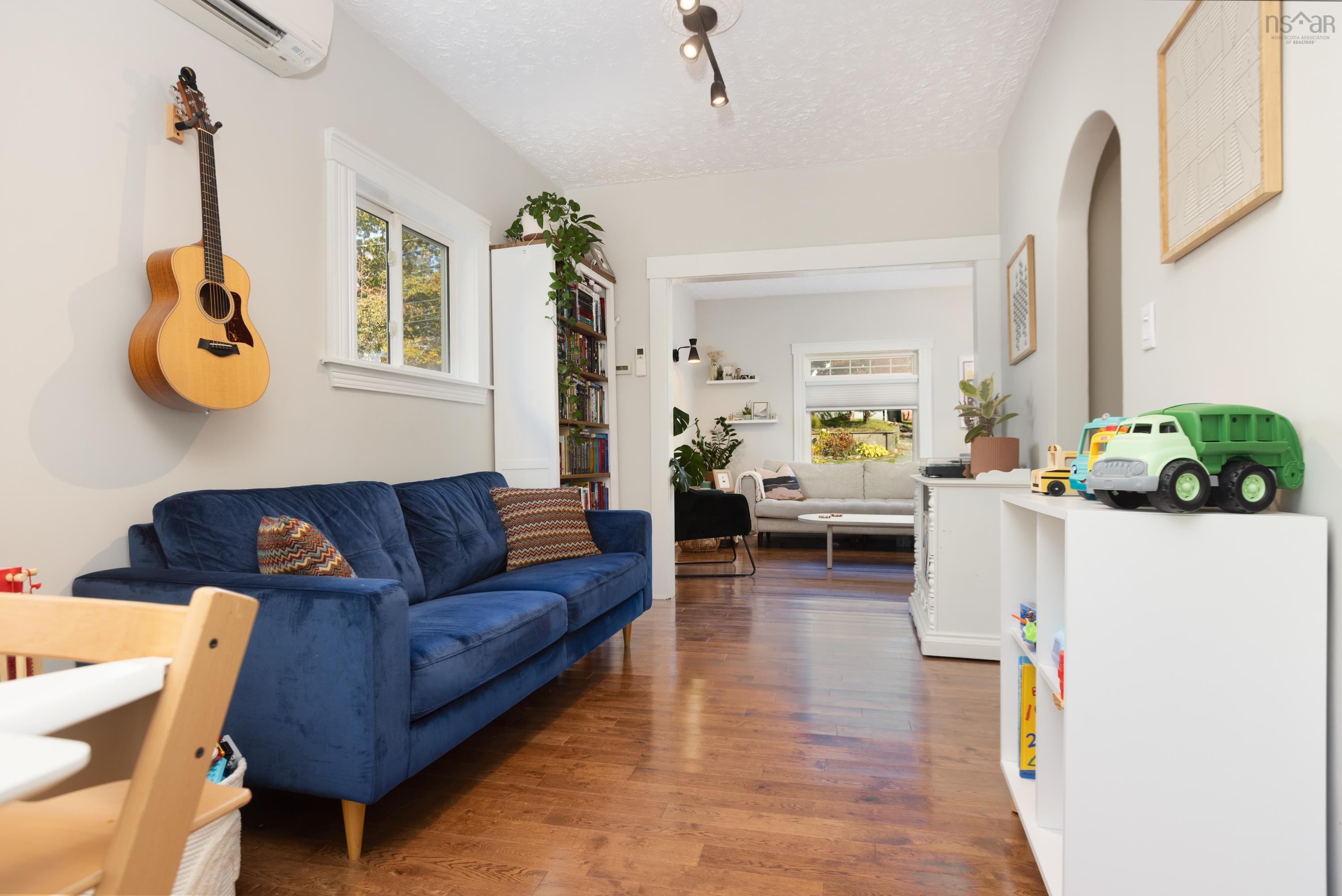 $549,900.00: 5 Summit Street, Dartmouth