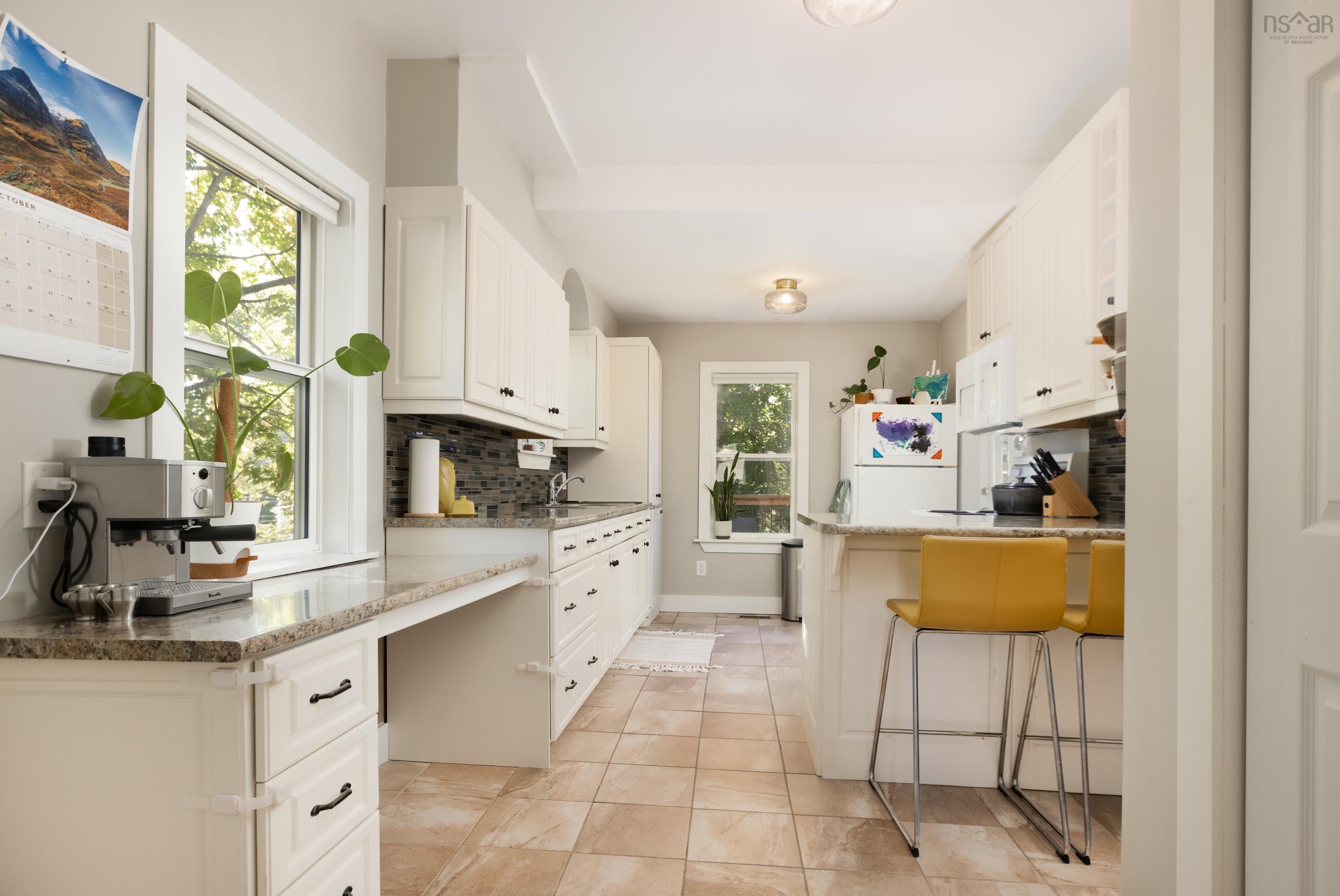$549,900.00: 5 Summit Street, Dartmouth