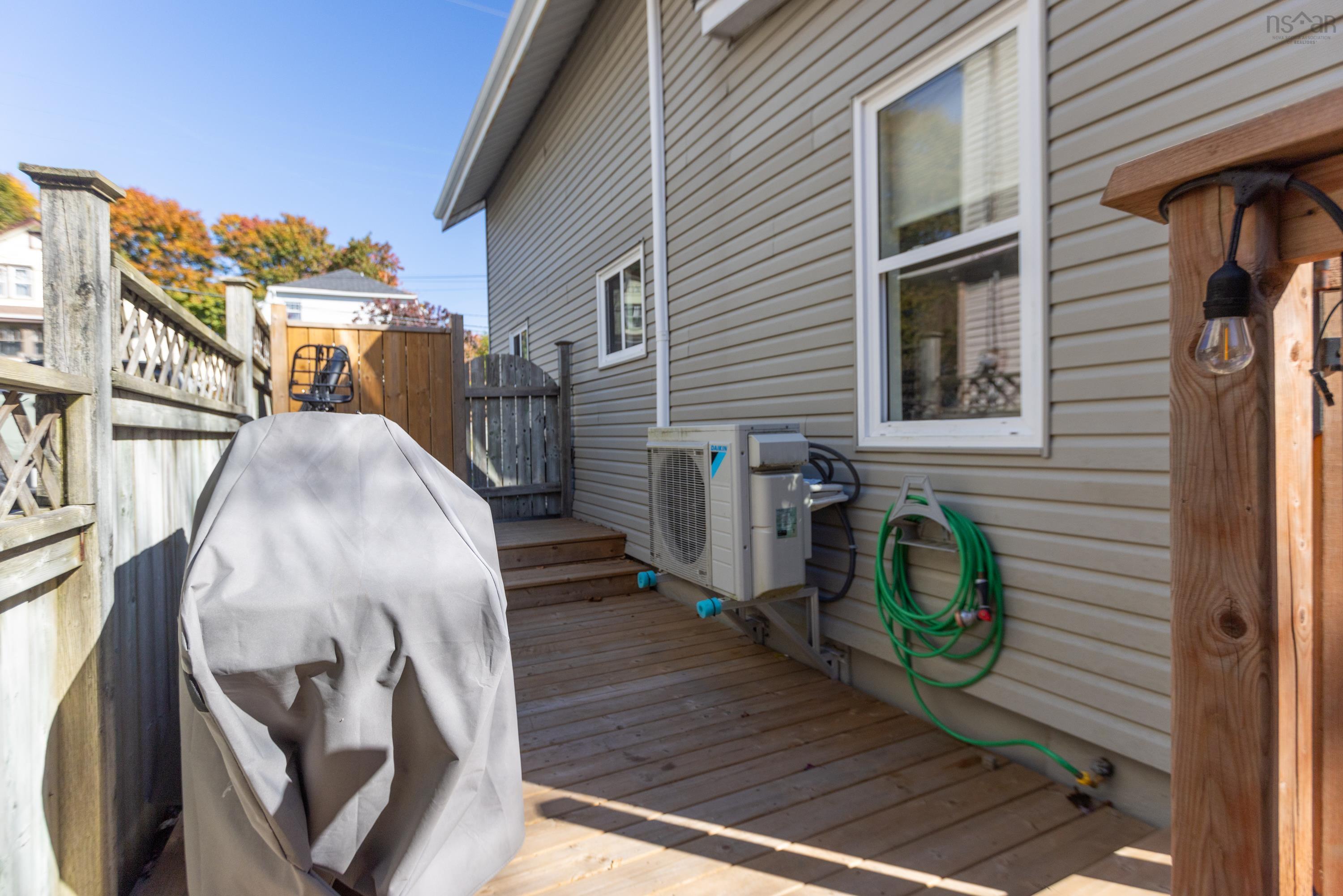 $549,900.00: 5 Summit Street, Dartmouth