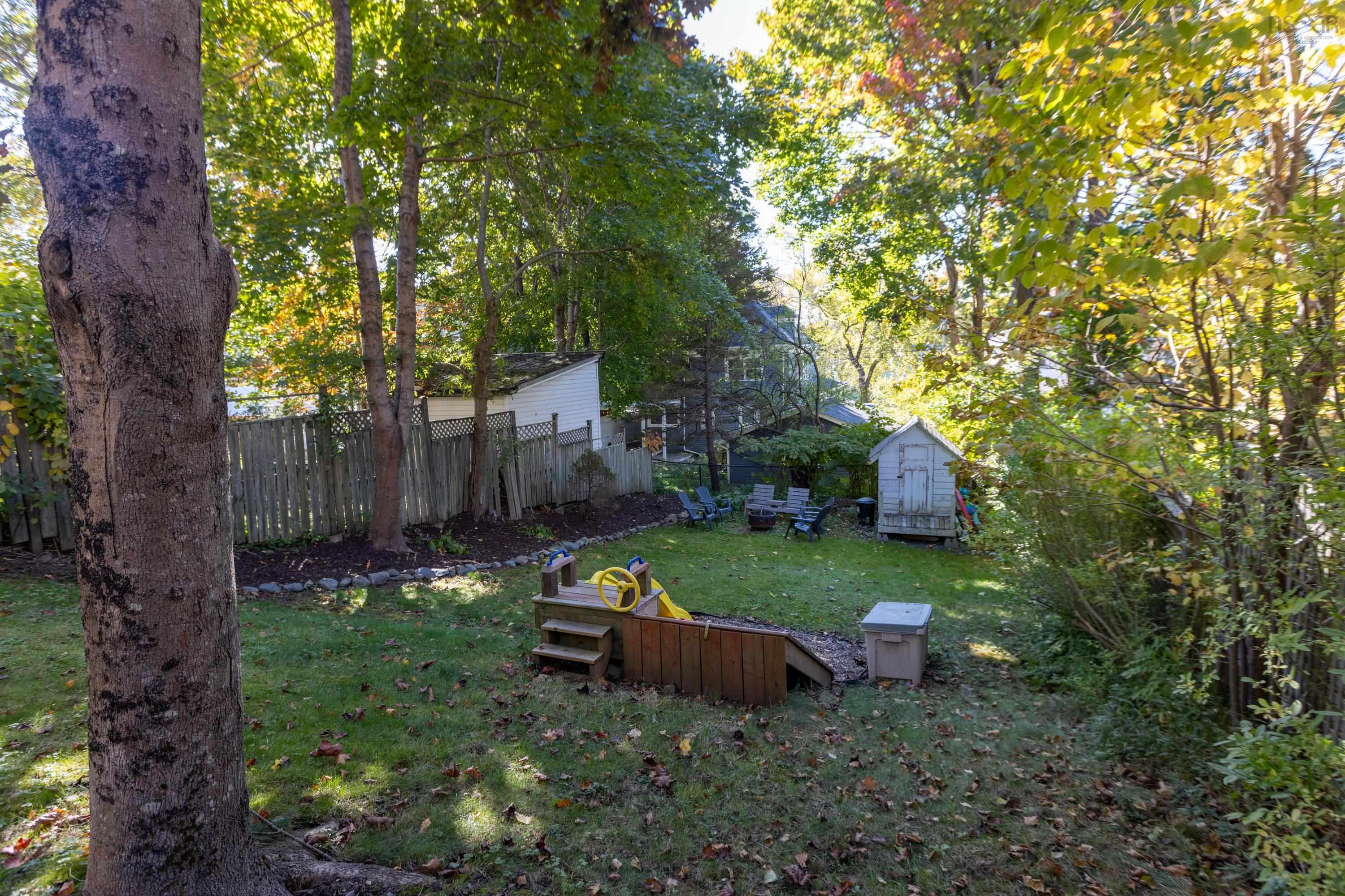 $549,900.00: 5 Summit Street, Dartmouth