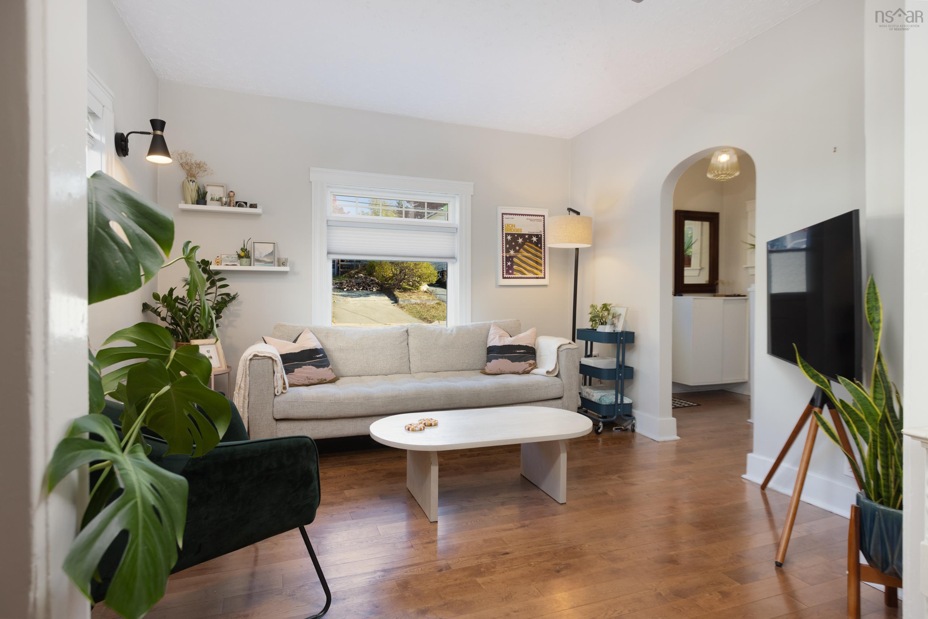 $549,900.00: 5 Summit Street, Dartmouth