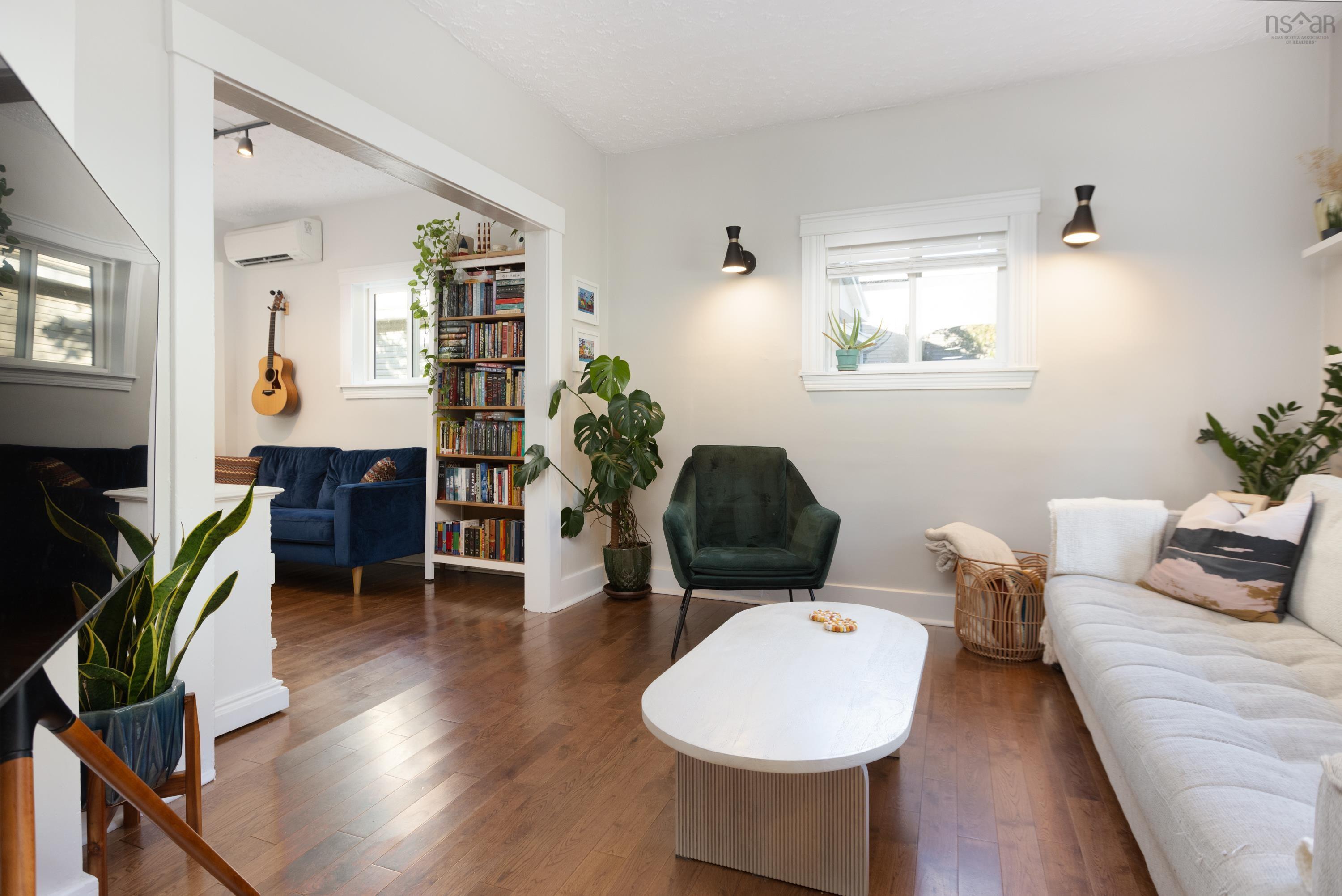 $549,900.00: 5 Summit Street, Dartmouth