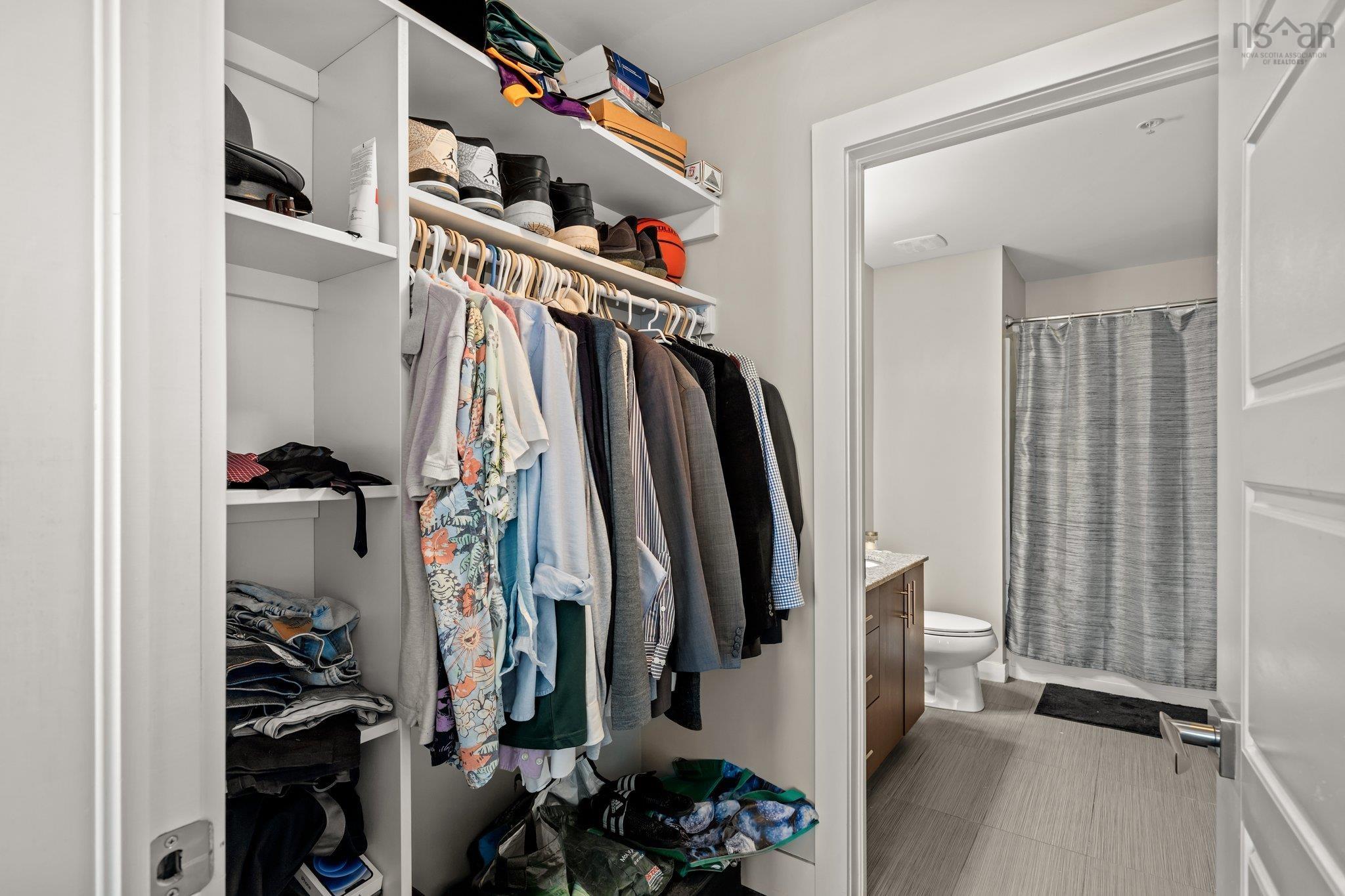 $530,000.00: 1009 3471 Dutch Village Road, Halifax