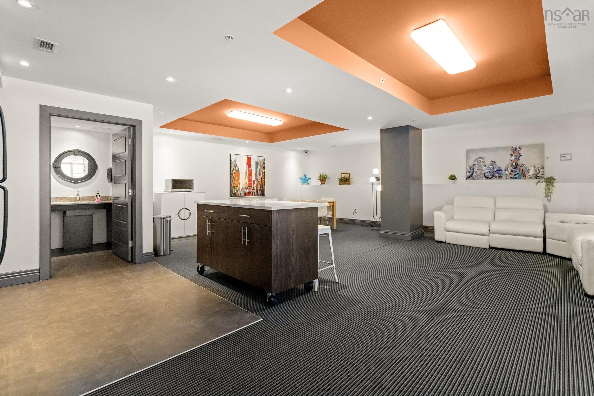 $530,000.00: 1009 3471 Dutch Village Road, Halifax