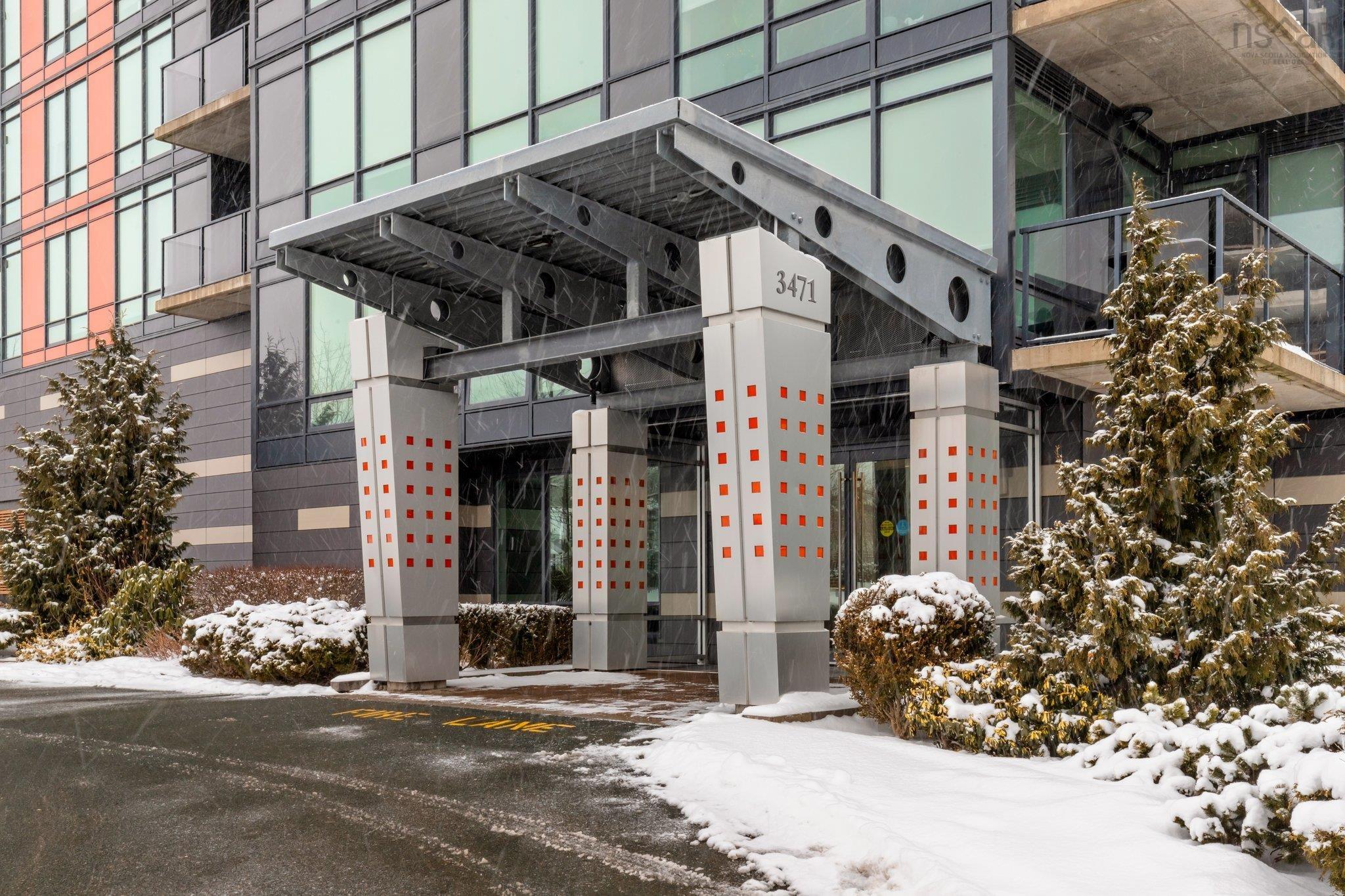 $530,000.00: 1009 3471 Dutch Village Road, Halifax