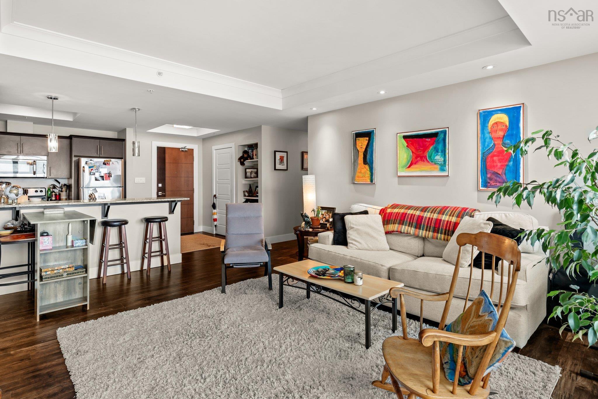 $530,000.00: 1009 3471 Dutch Village Road, Halifax