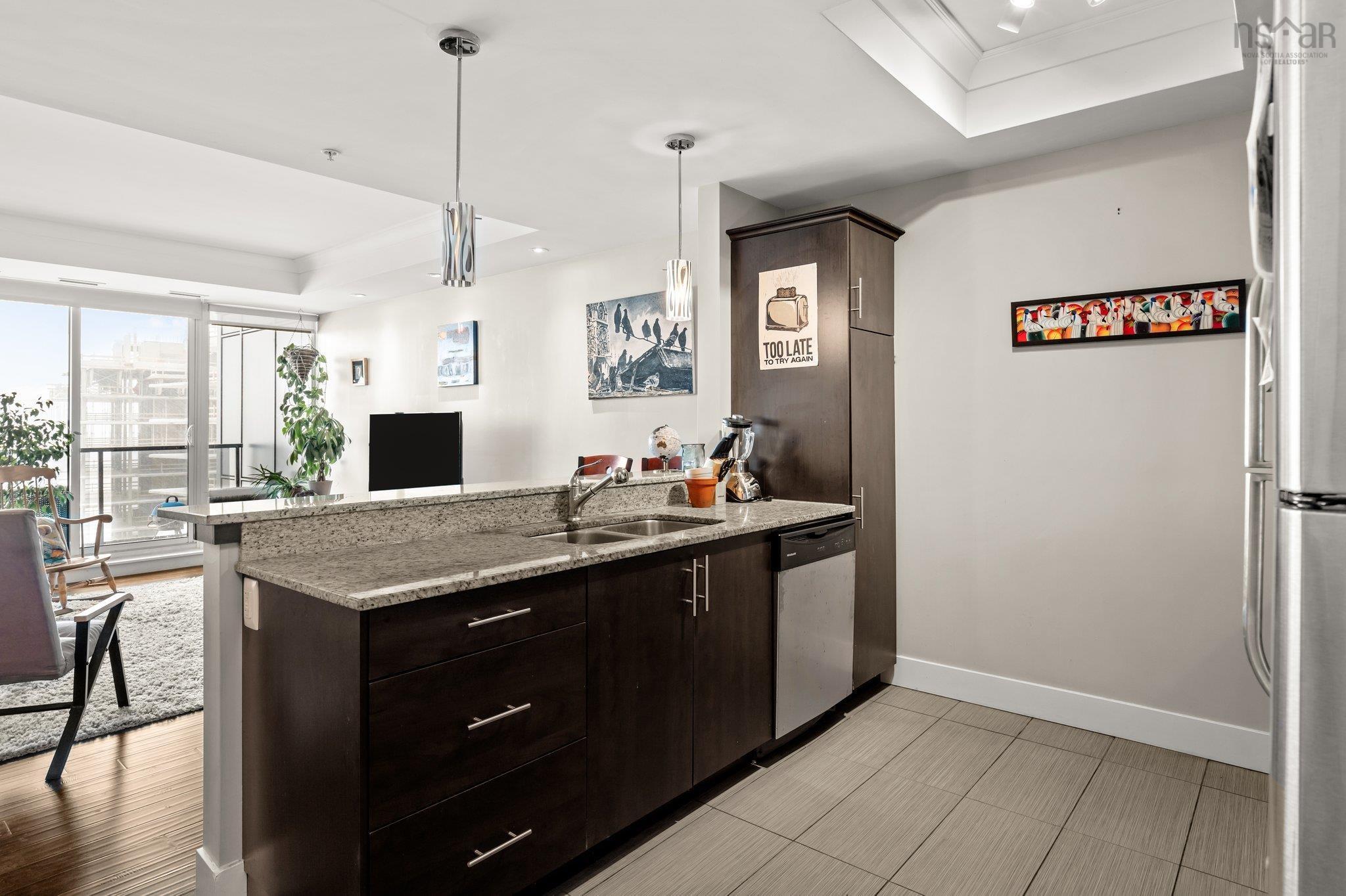 $530,000.00: 1009 3471 Dutch Village Road, Halifax