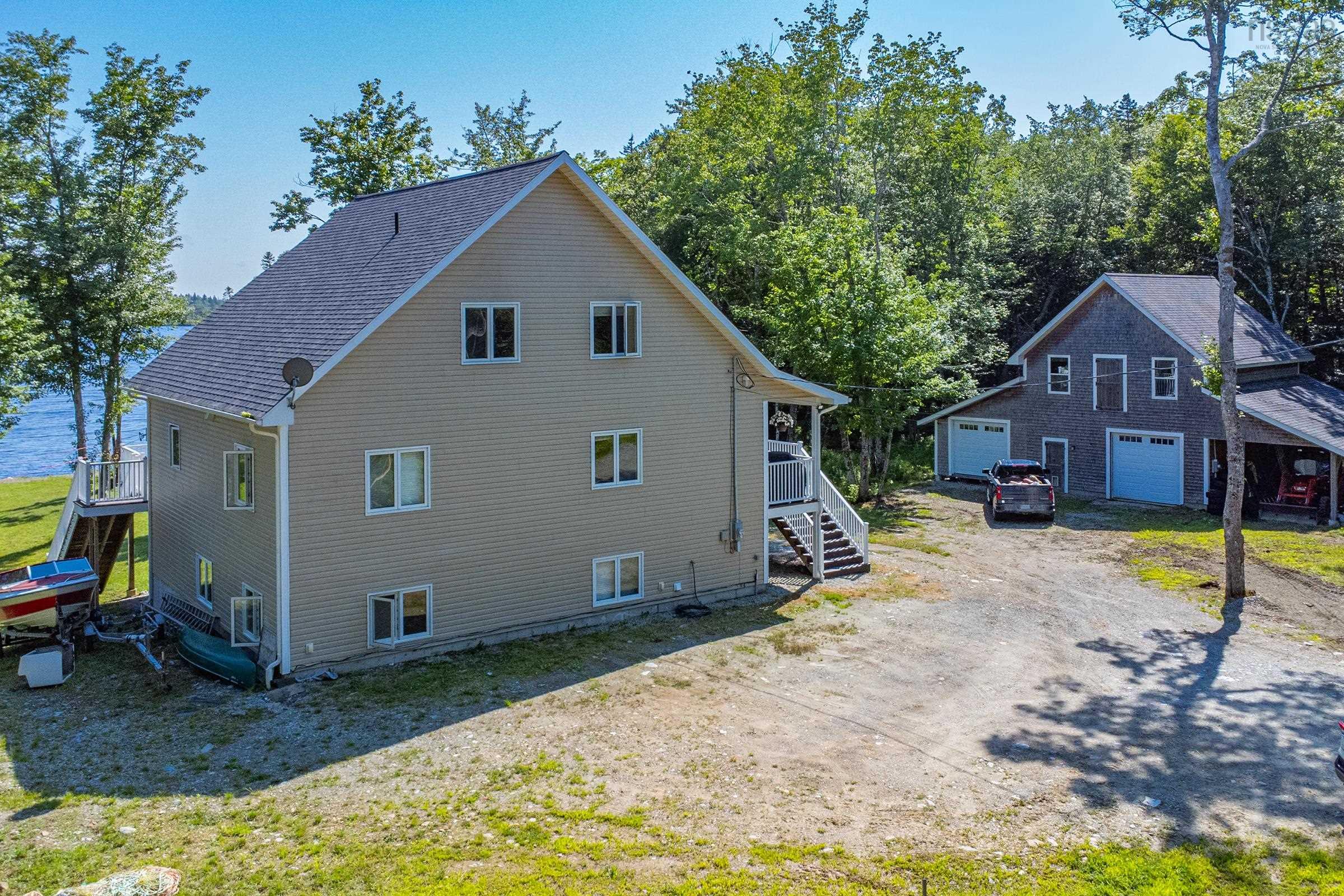 $799,000.00: 320 Canaan Road, Gavelton