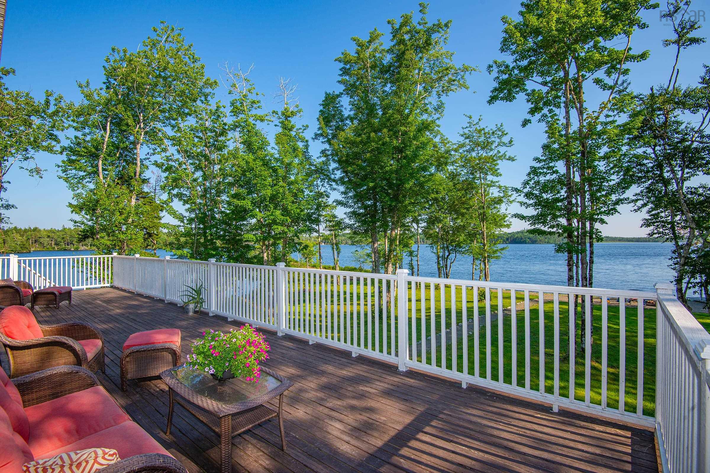 $799,000.00: 320 Canaan Road, Gavelton