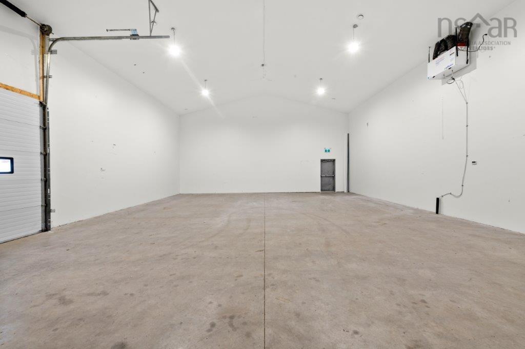 63 Mcquade Lake Crescent, Halifax, NS (MLS 202502715)