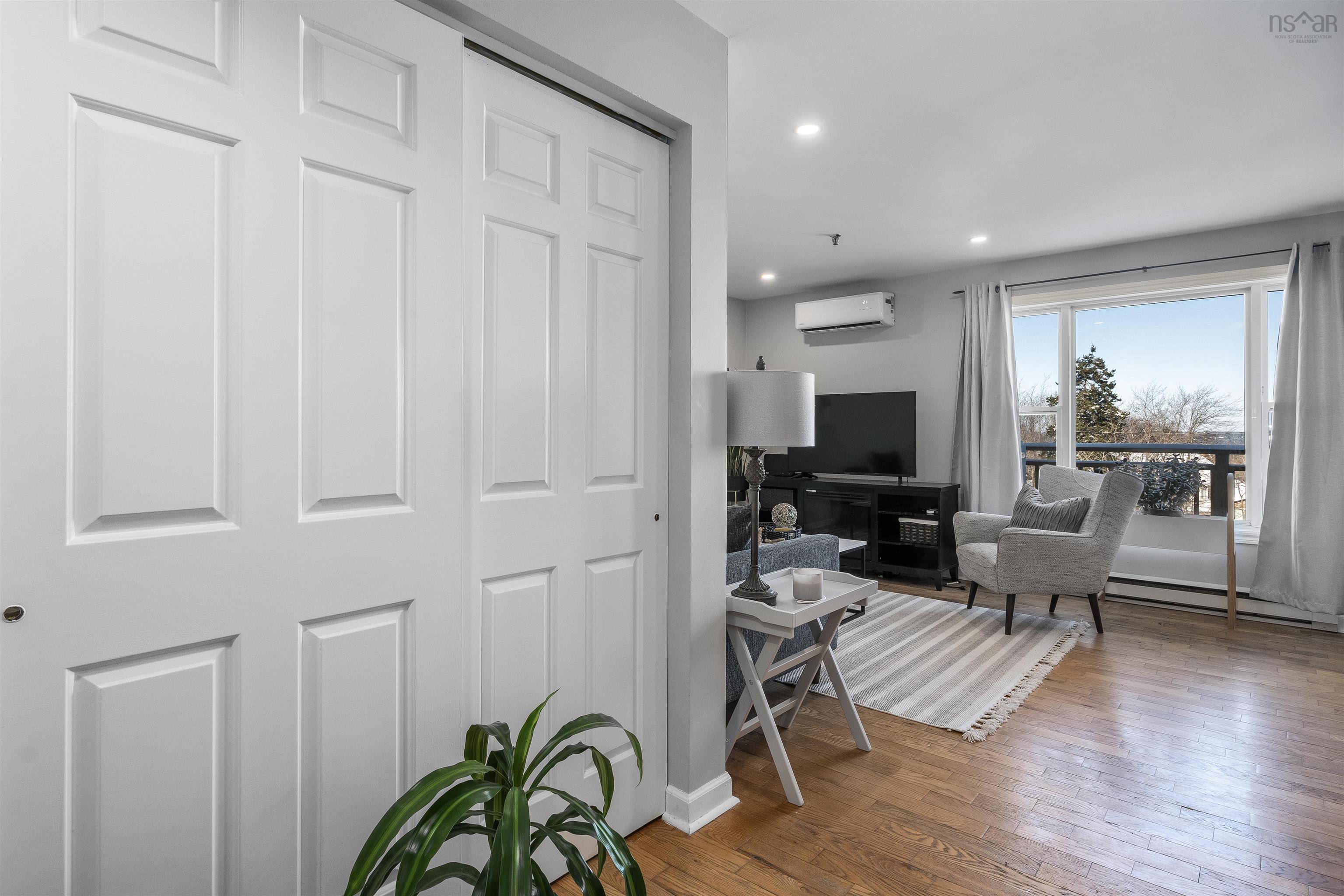 $389,900.00: 203 248 Ross Street, Halifax