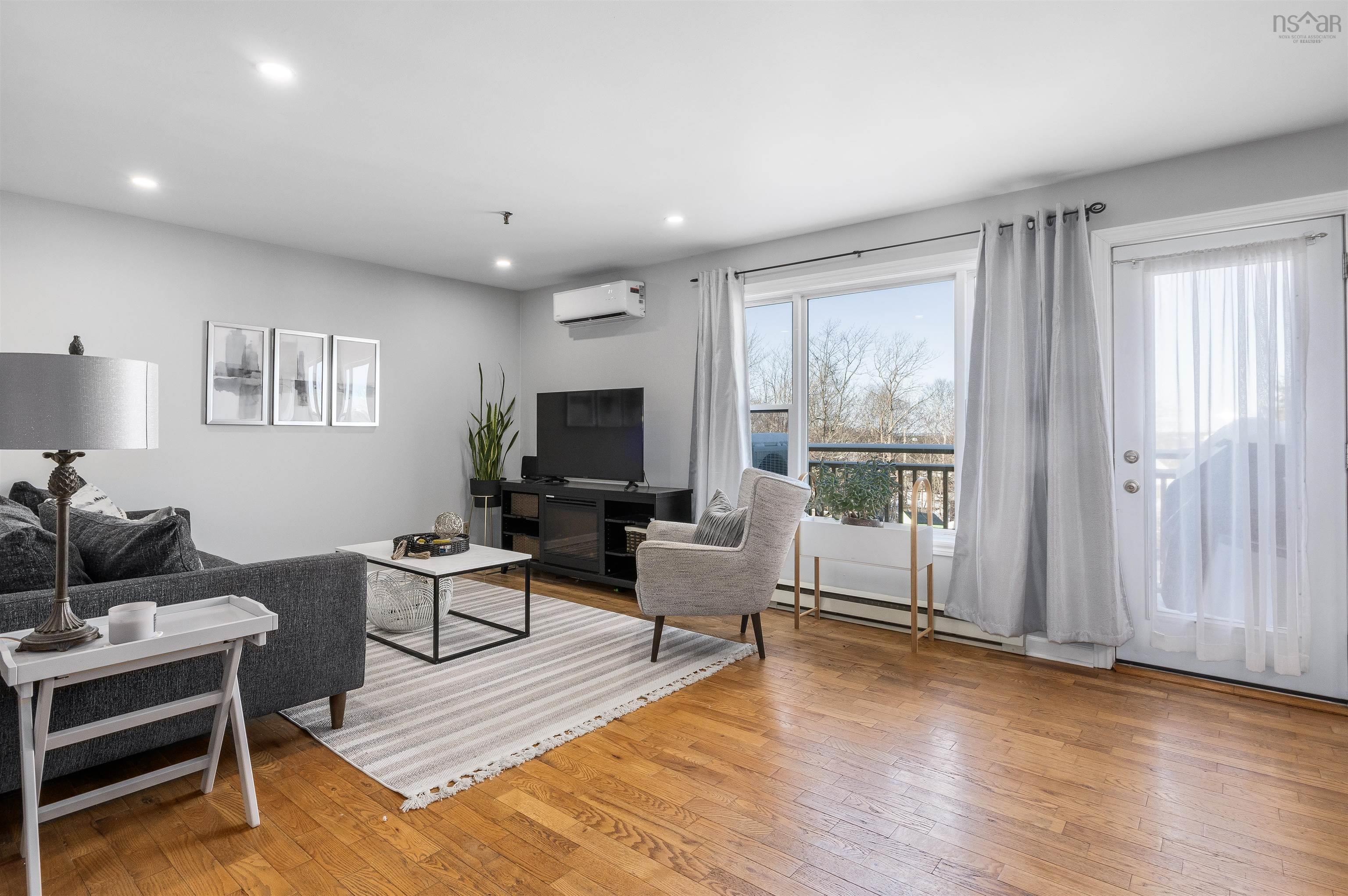 $389,900.00: 203 248 Ross Street, Halifax