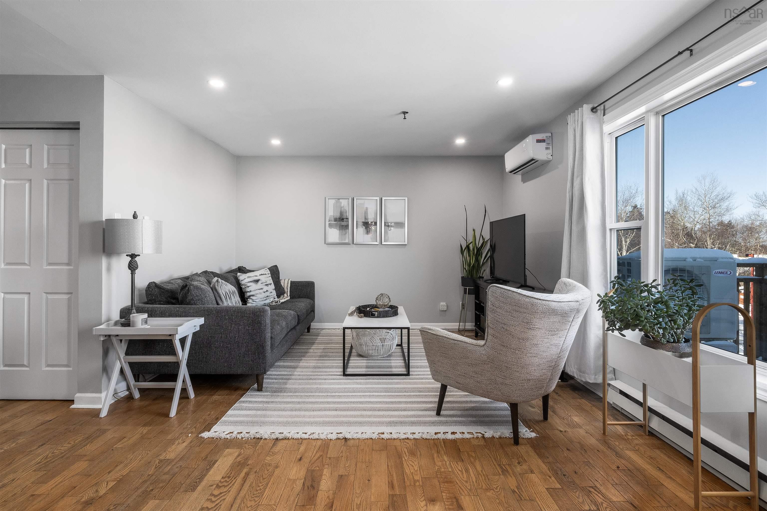 $389,900.00: 203 248 Ross Street, Halifax