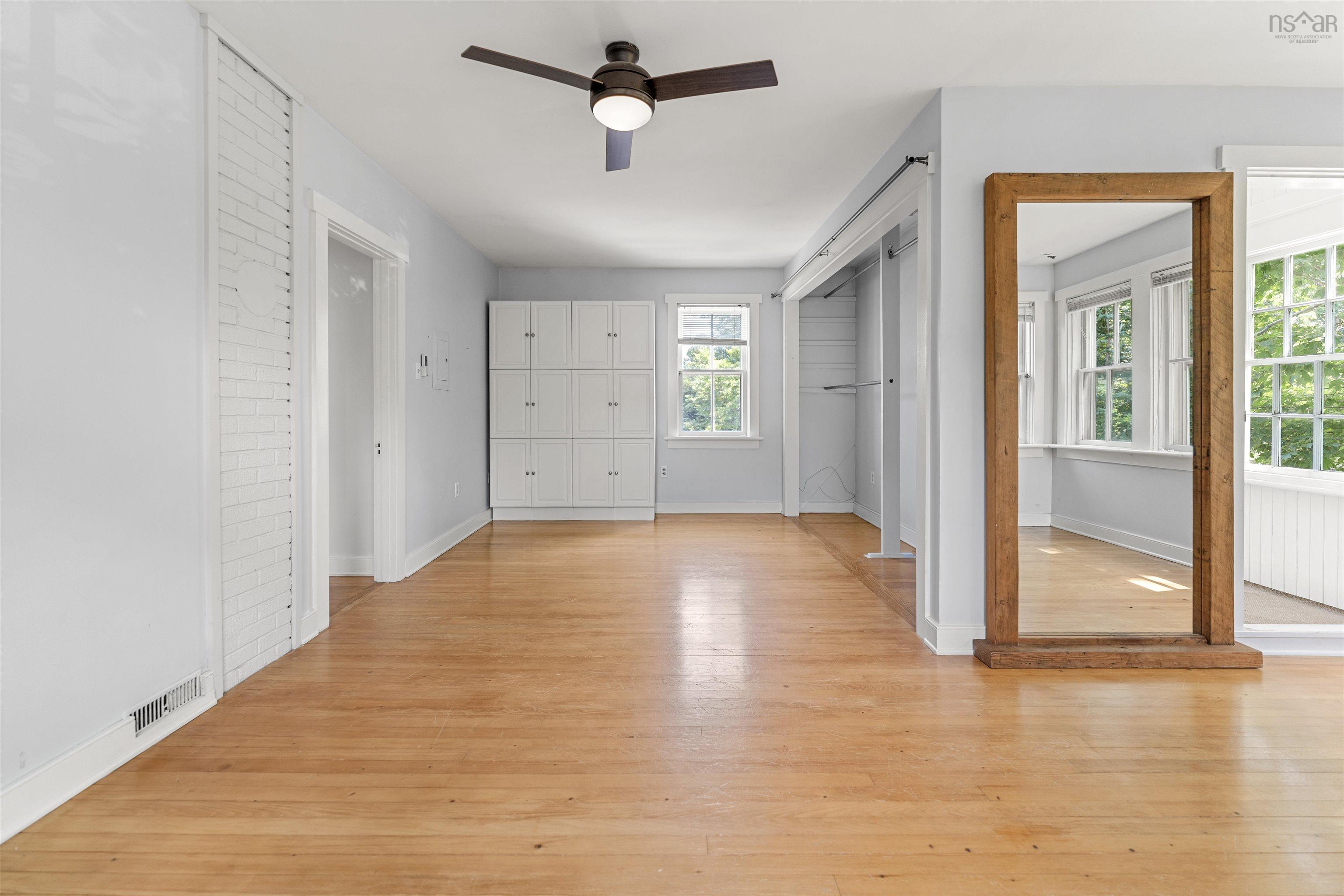 $729,900.00: 590 Main Street, Mahone Bay
