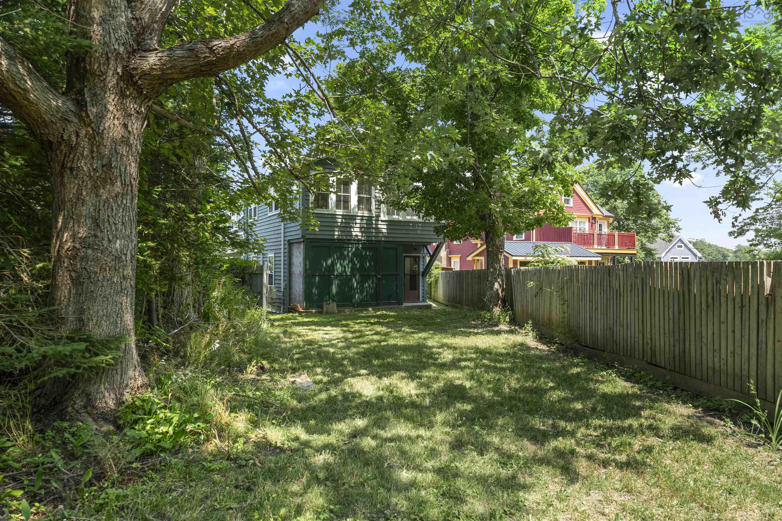 $729,900.00: 590 Main Street, Mahone Bay