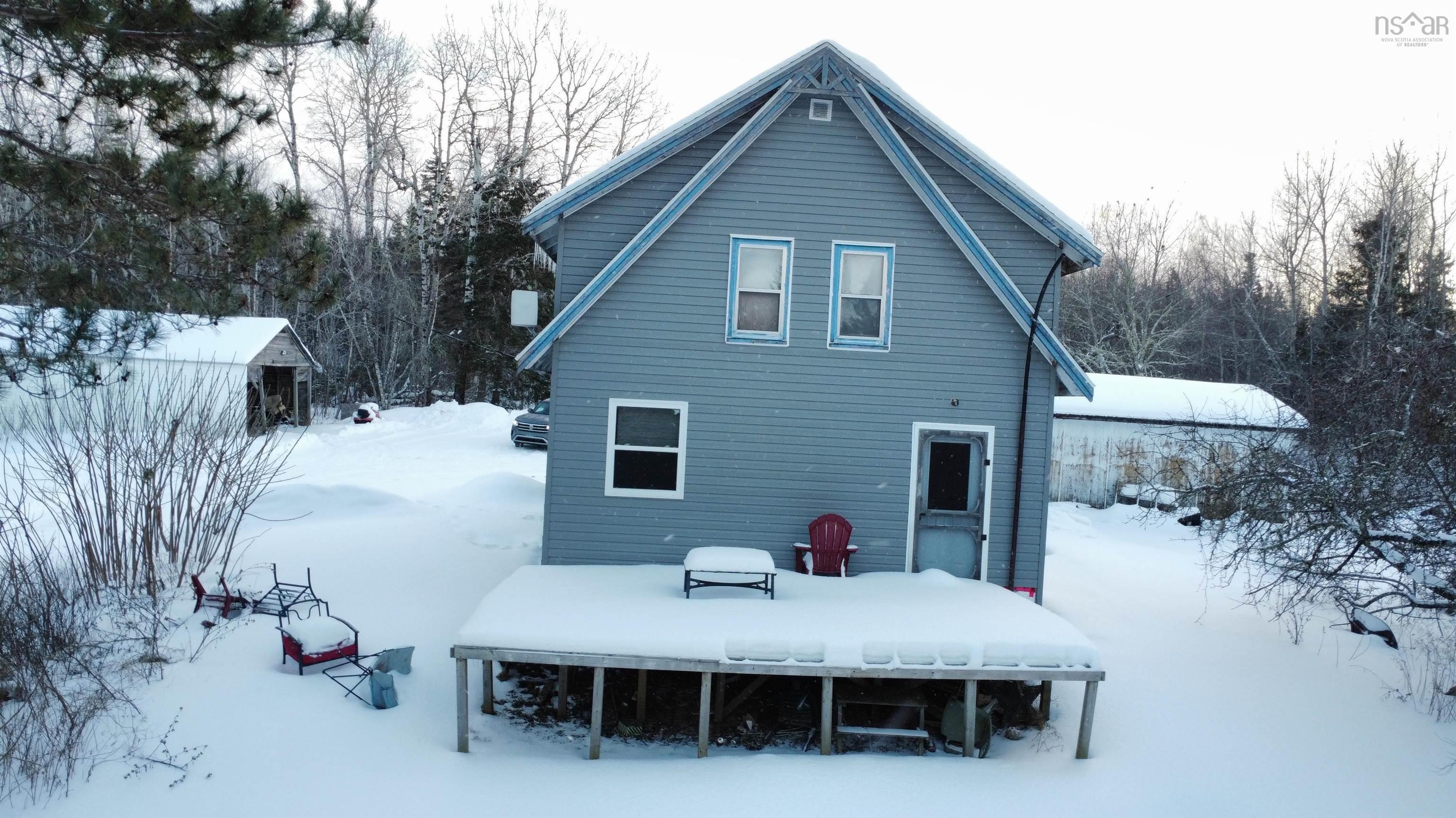$249,900.00: 8440 Hwy#204 Highway, Birchwood