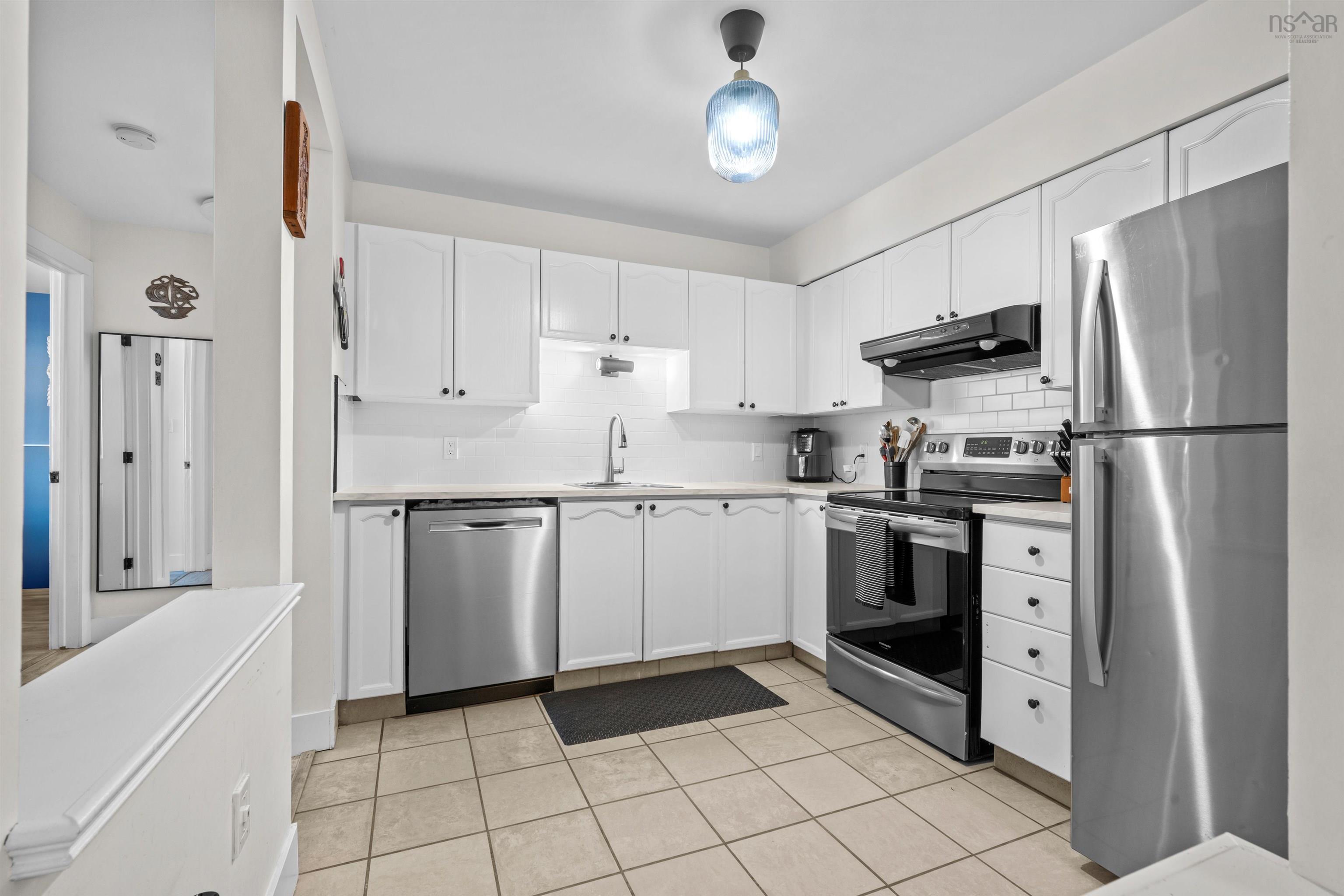 $360,000.00: 114 83 Kearney Lake Road, Kearney Lake
