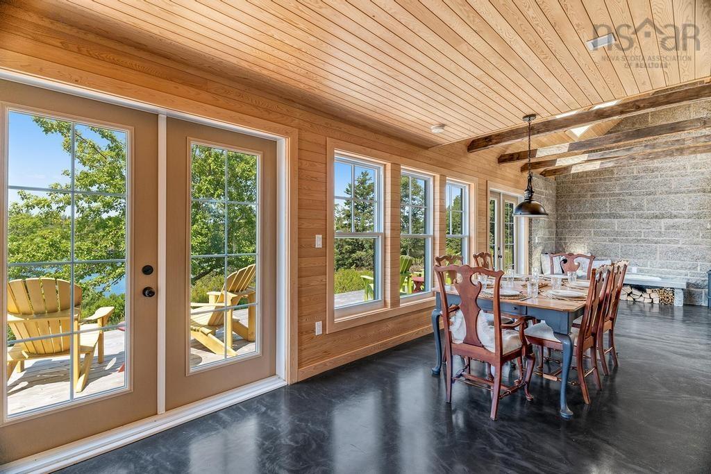 $988,800.00: 317 Stonehurst Road, Stonehurst North