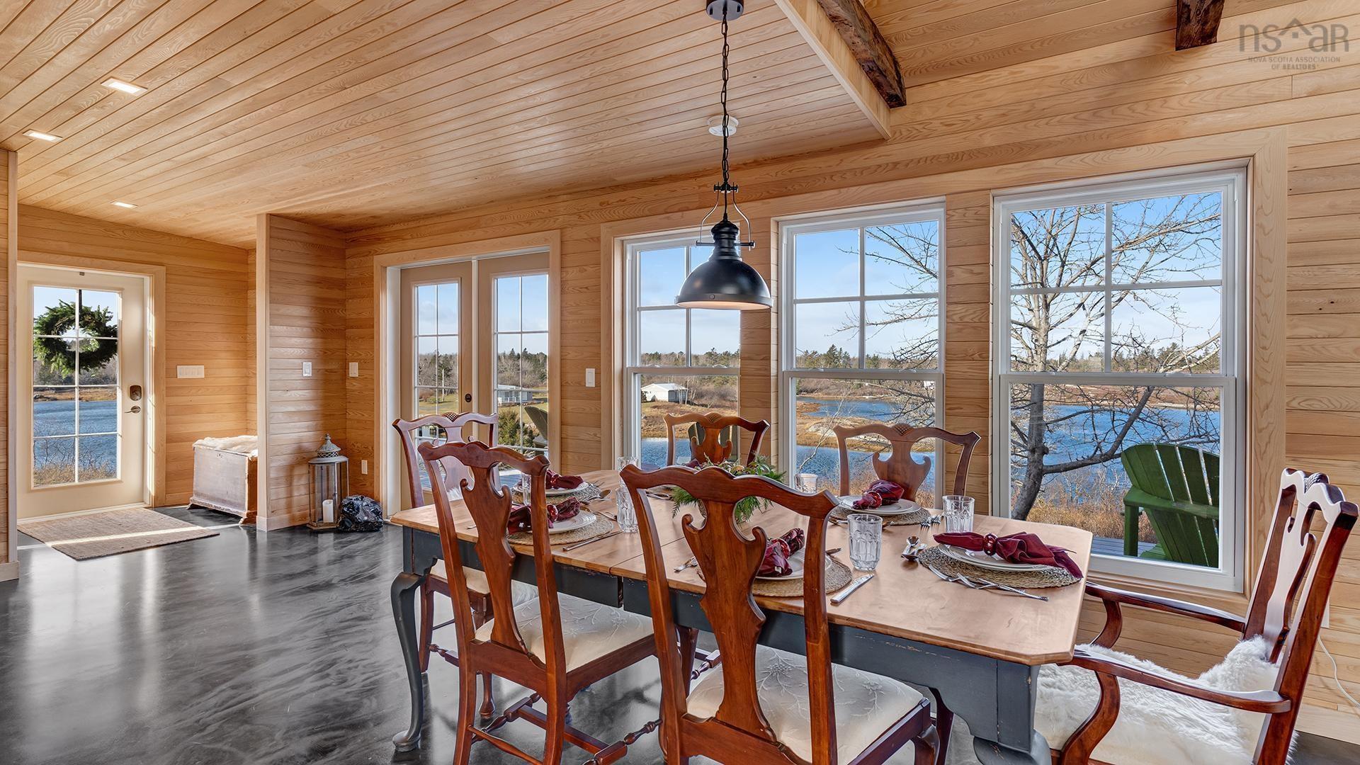 $988,800.00: 317 Stonehurst Road, Stonehurst North