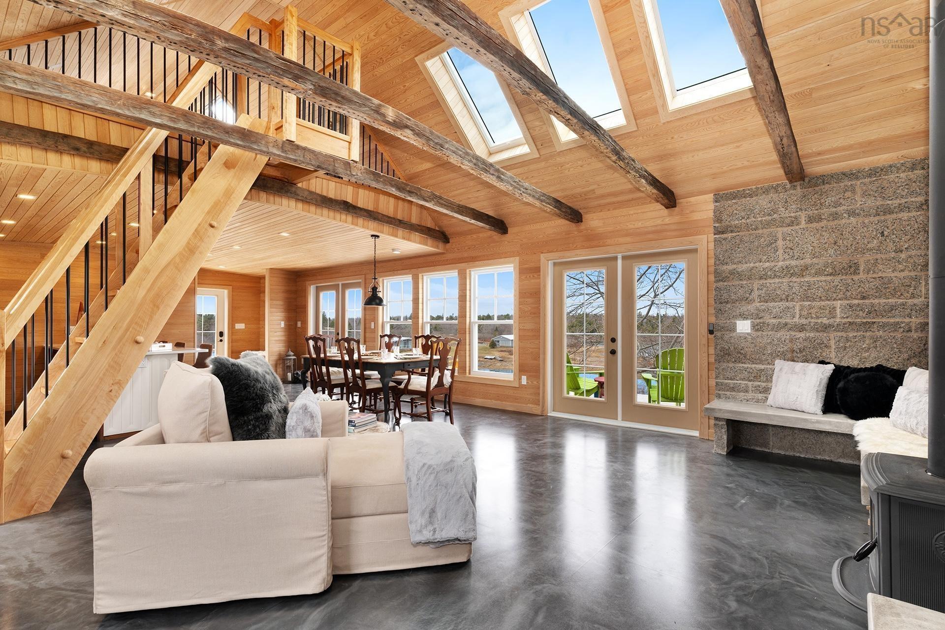 $988,800.00: 317 Stonehurst Road, Stonehurst North