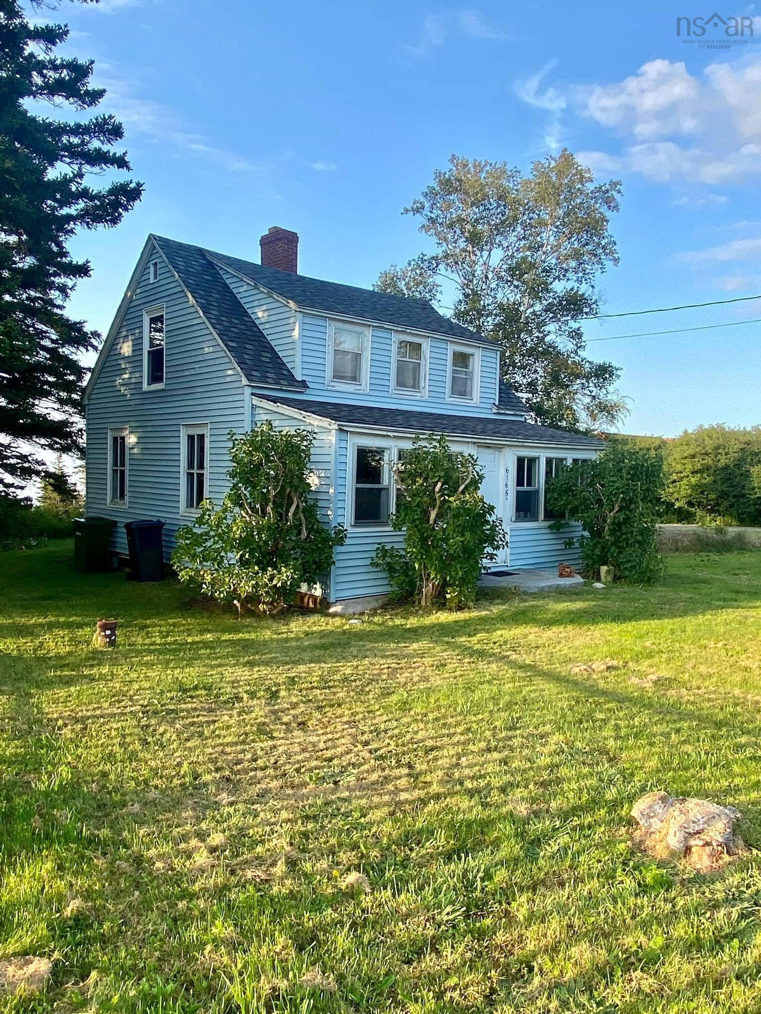 $299,000.00: 6165 Shore Road, Youngs Cove