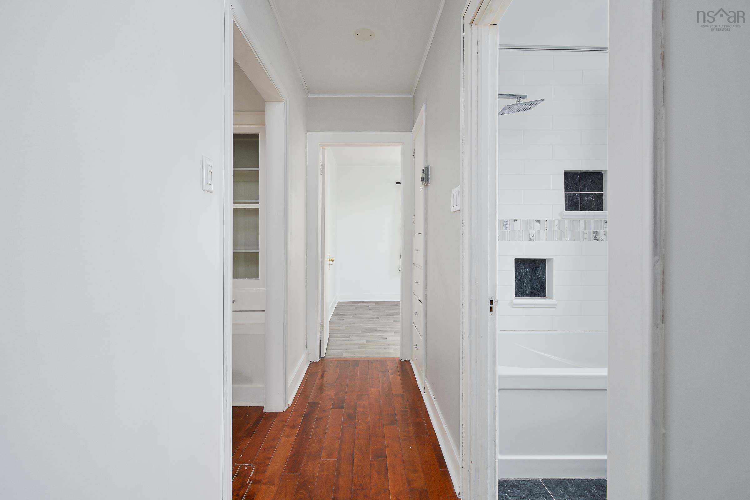 $299,000.00: 1551 Kings Road, Sydney River