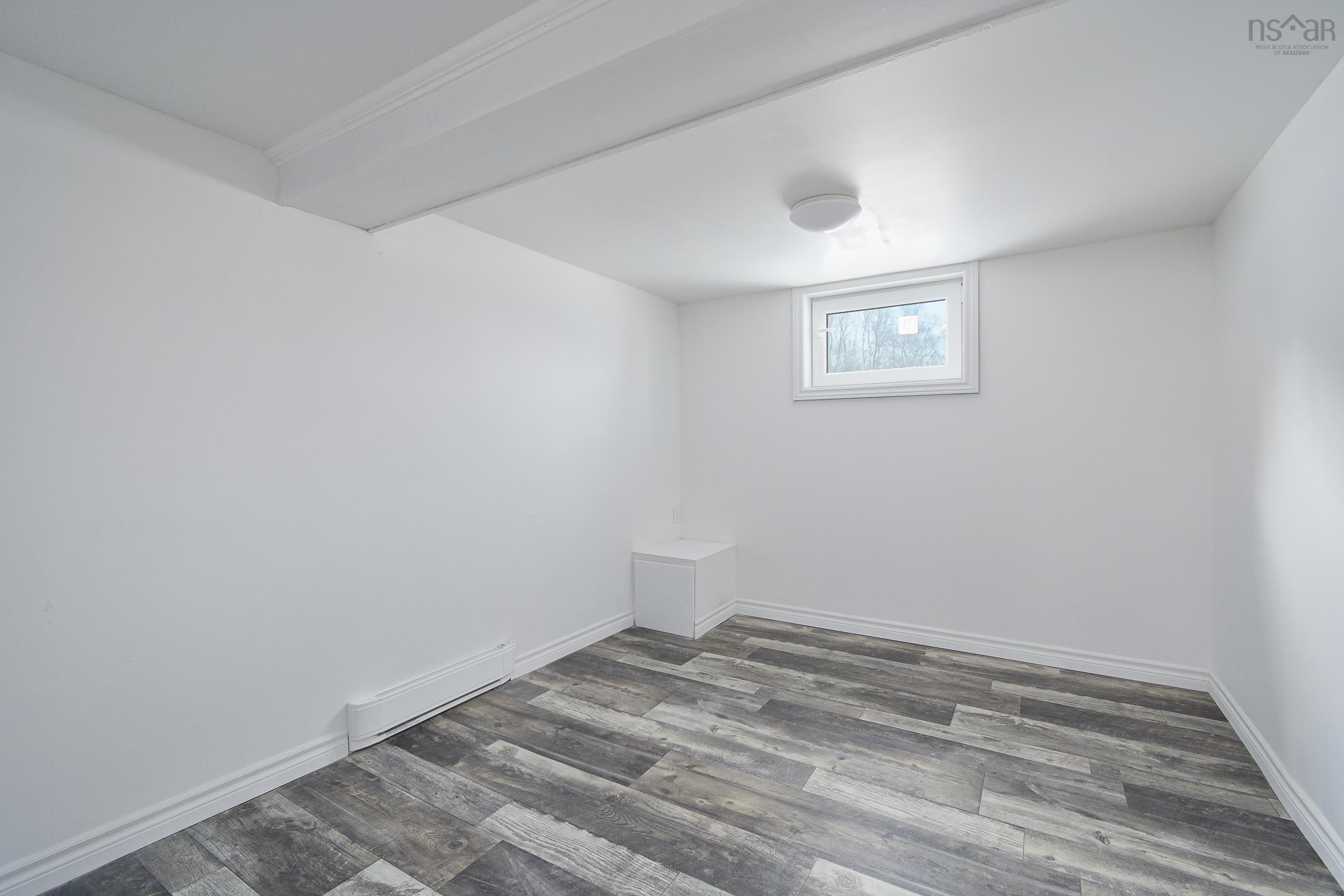 $299,000.00: 1551 Kings Road, Sydney River