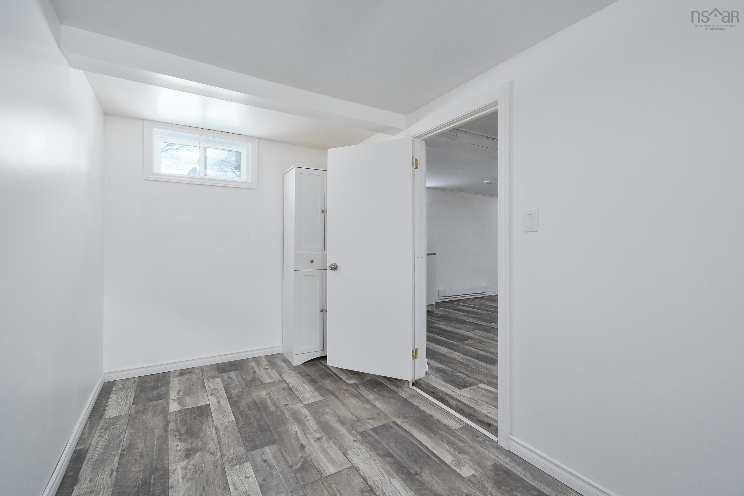 $299,000.00: 1551 Kings Road, Sydney River