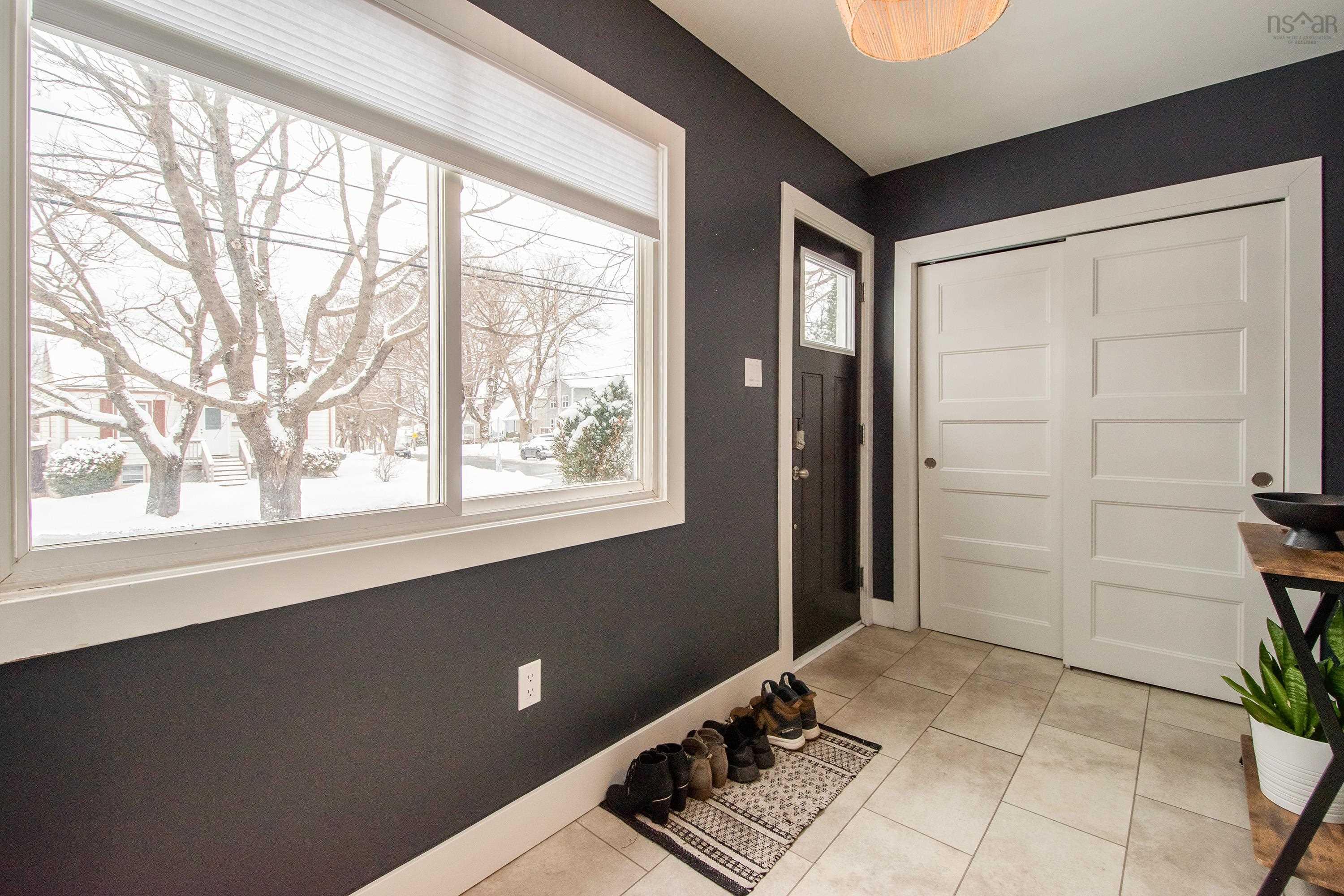 $635,000.00: 6510 Roslyn Road, Halifax