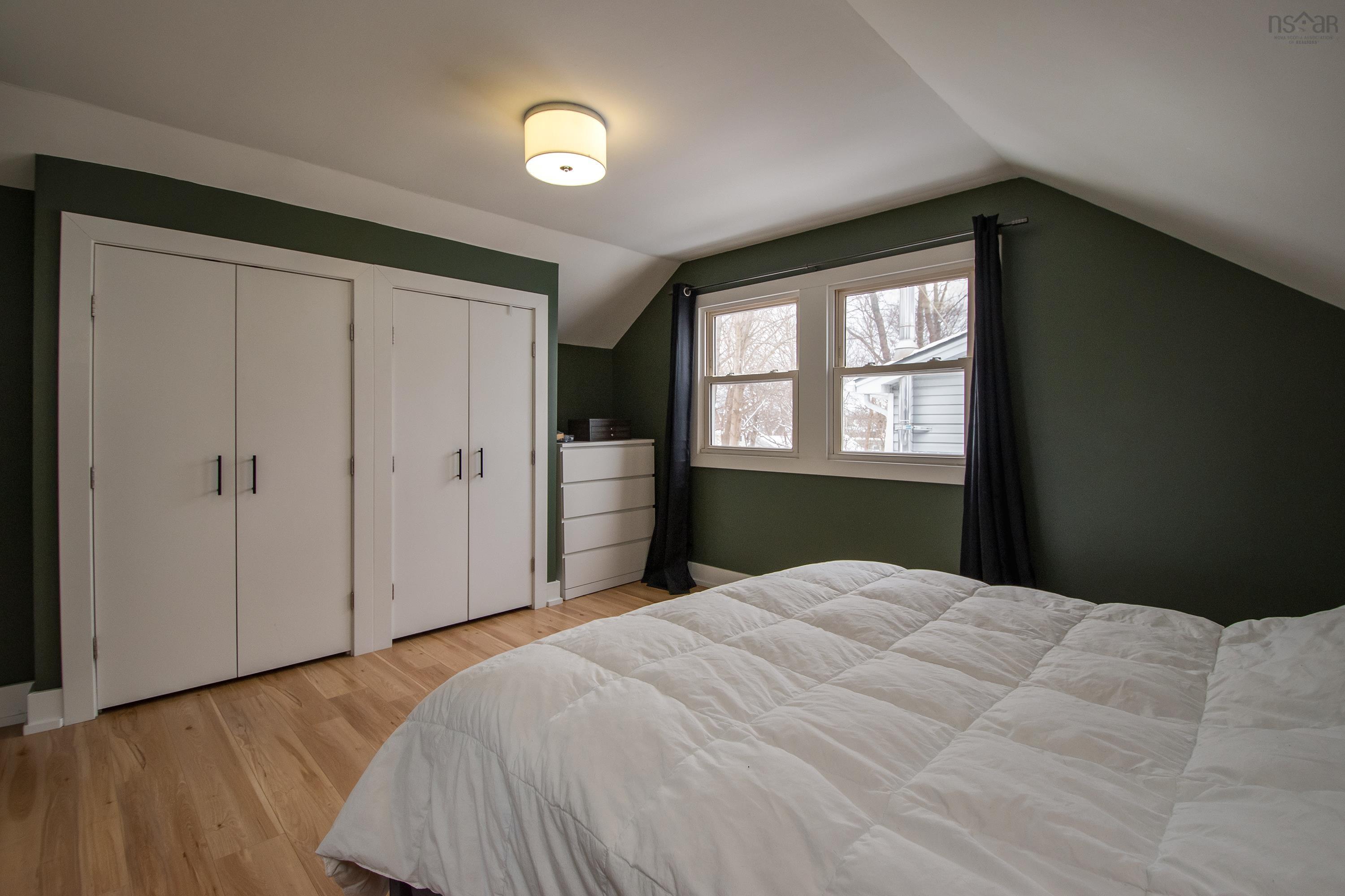 $635,000.00: 6510 Roslyn Road, Halifax