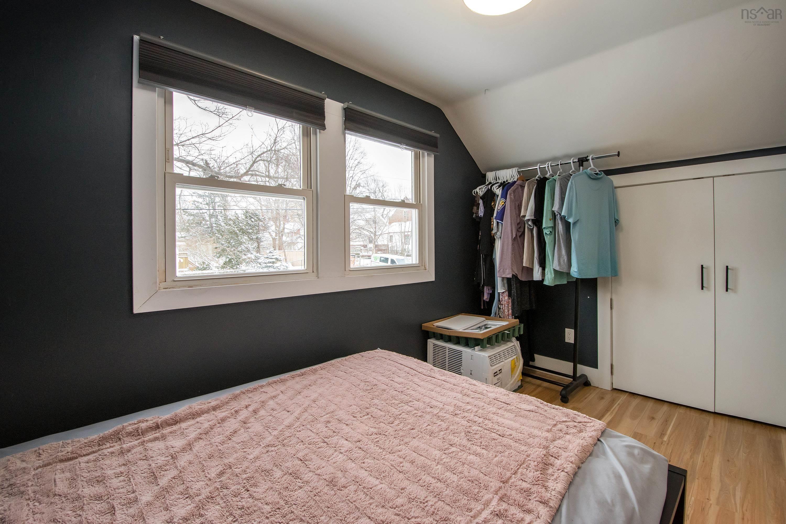 $635,000.00: 6510 Roslyn Road, Halifax