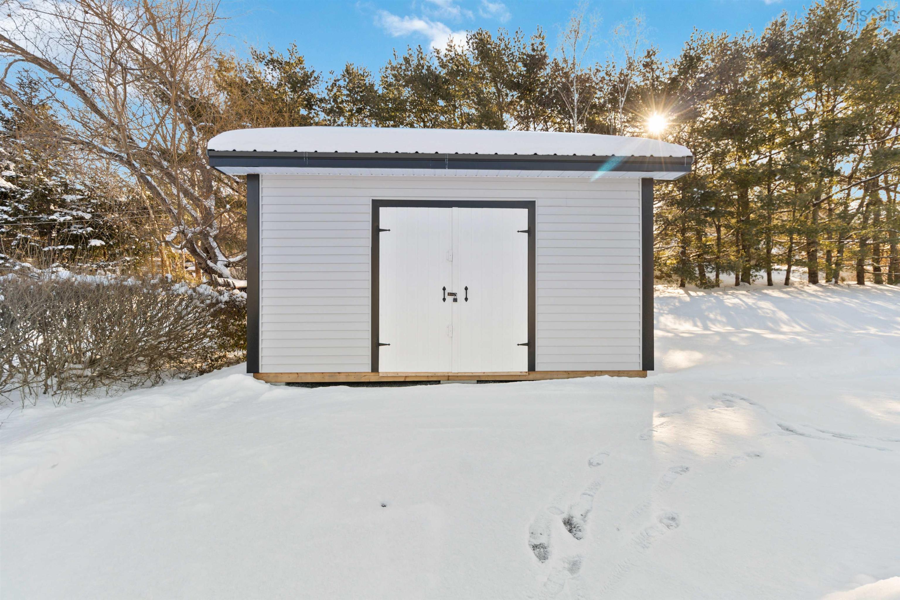 $369,900.00: 19 Marie Avenue, Bridgewater