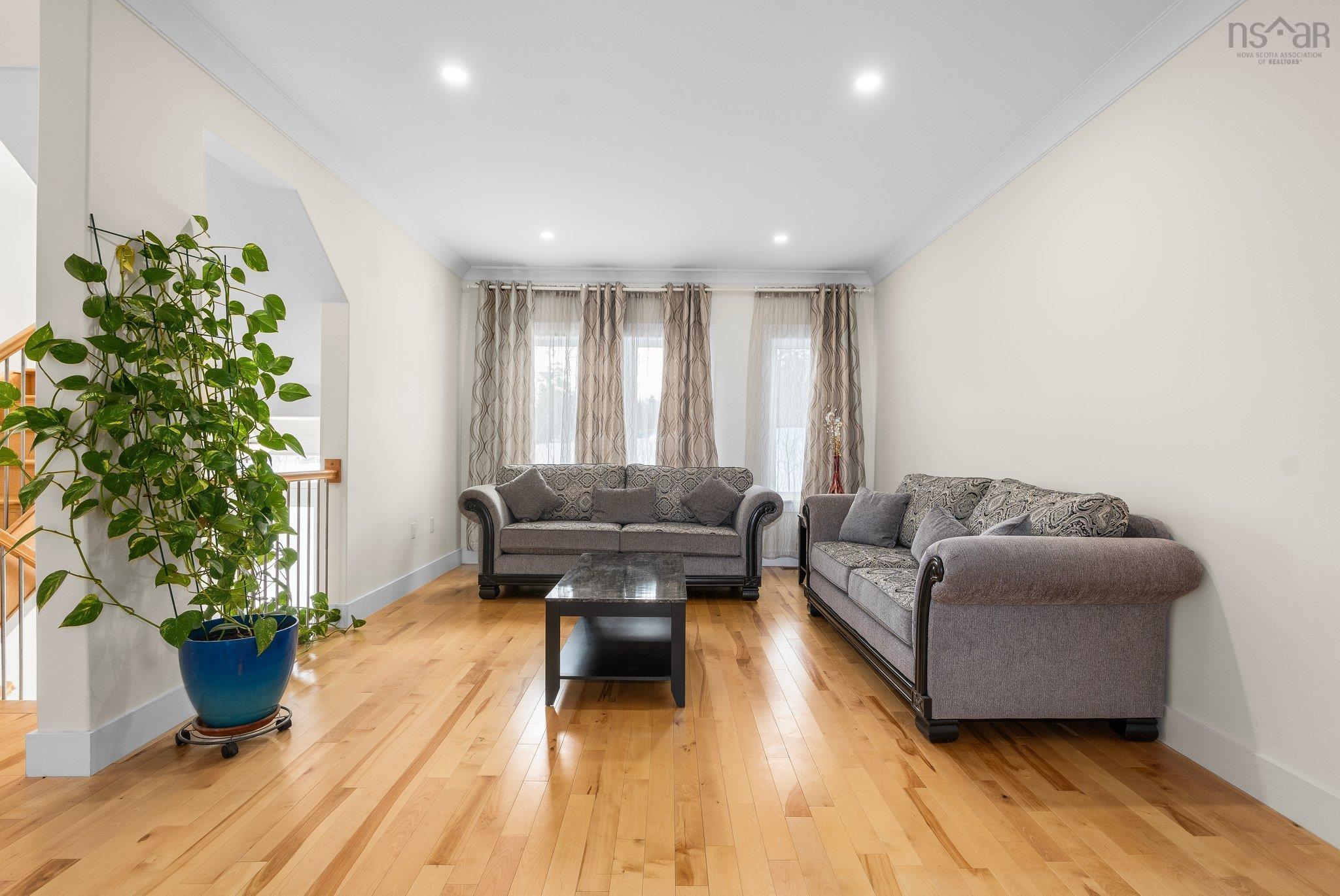$664,900.00: 60 Eliza Ritchie Crescent, Rockingham