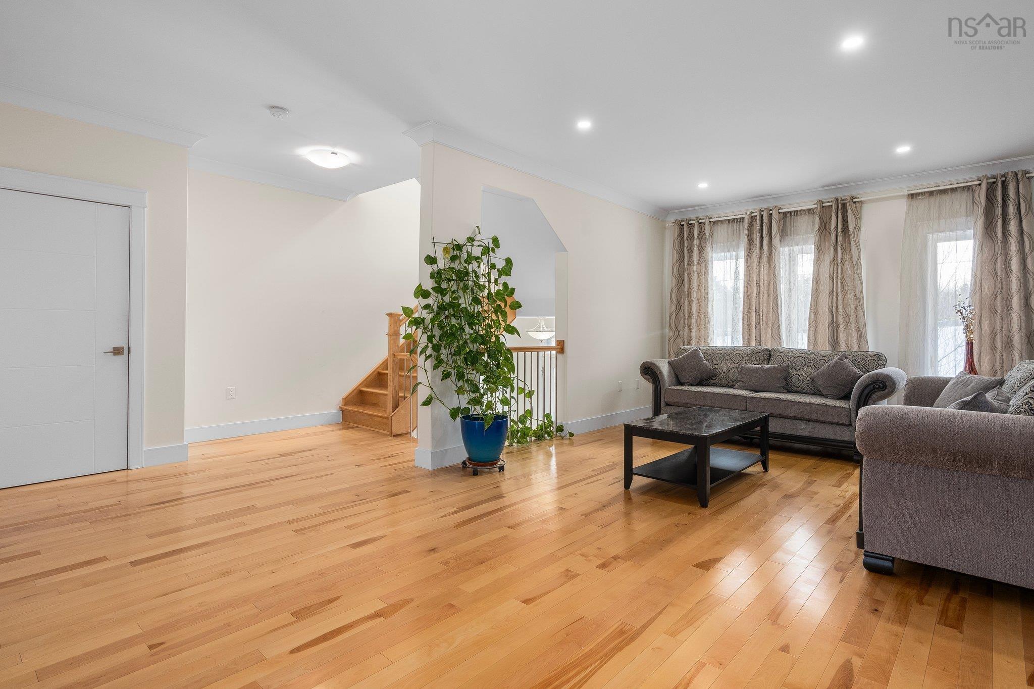$664,900.00: 60 Eliza Ritchie Crescent, Rockingham
